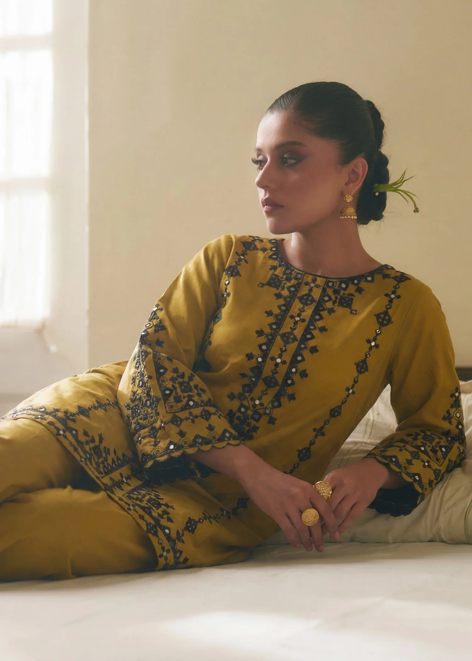Sahibas by Mirza