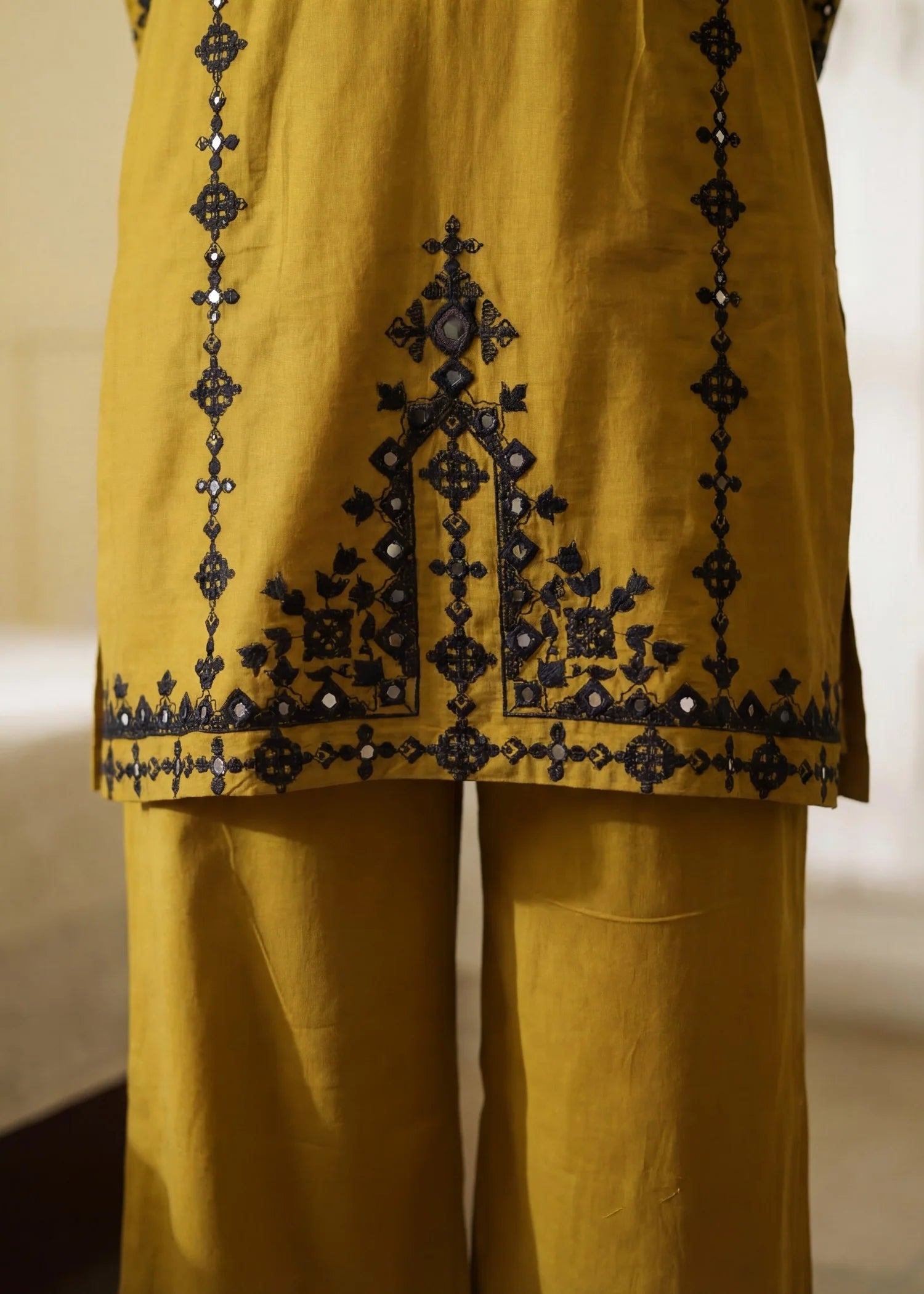 Sahibas by Mirza