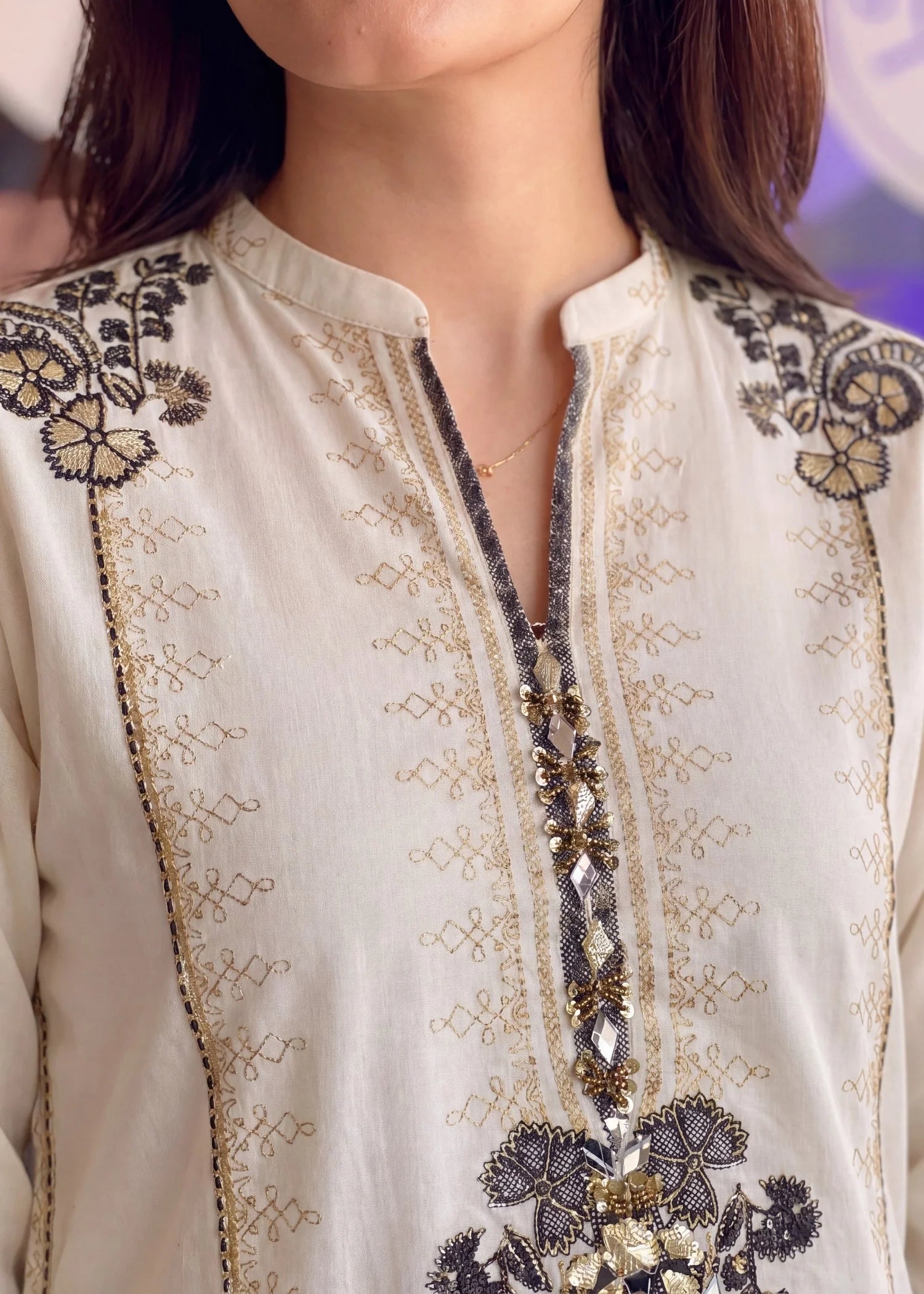 Sahibas by Mirza
