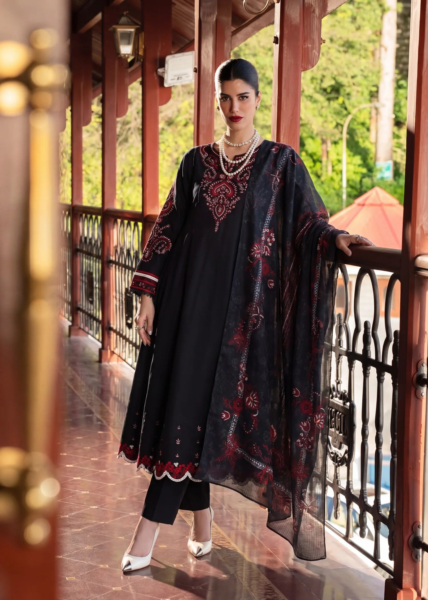 Sahibas by Mirza
