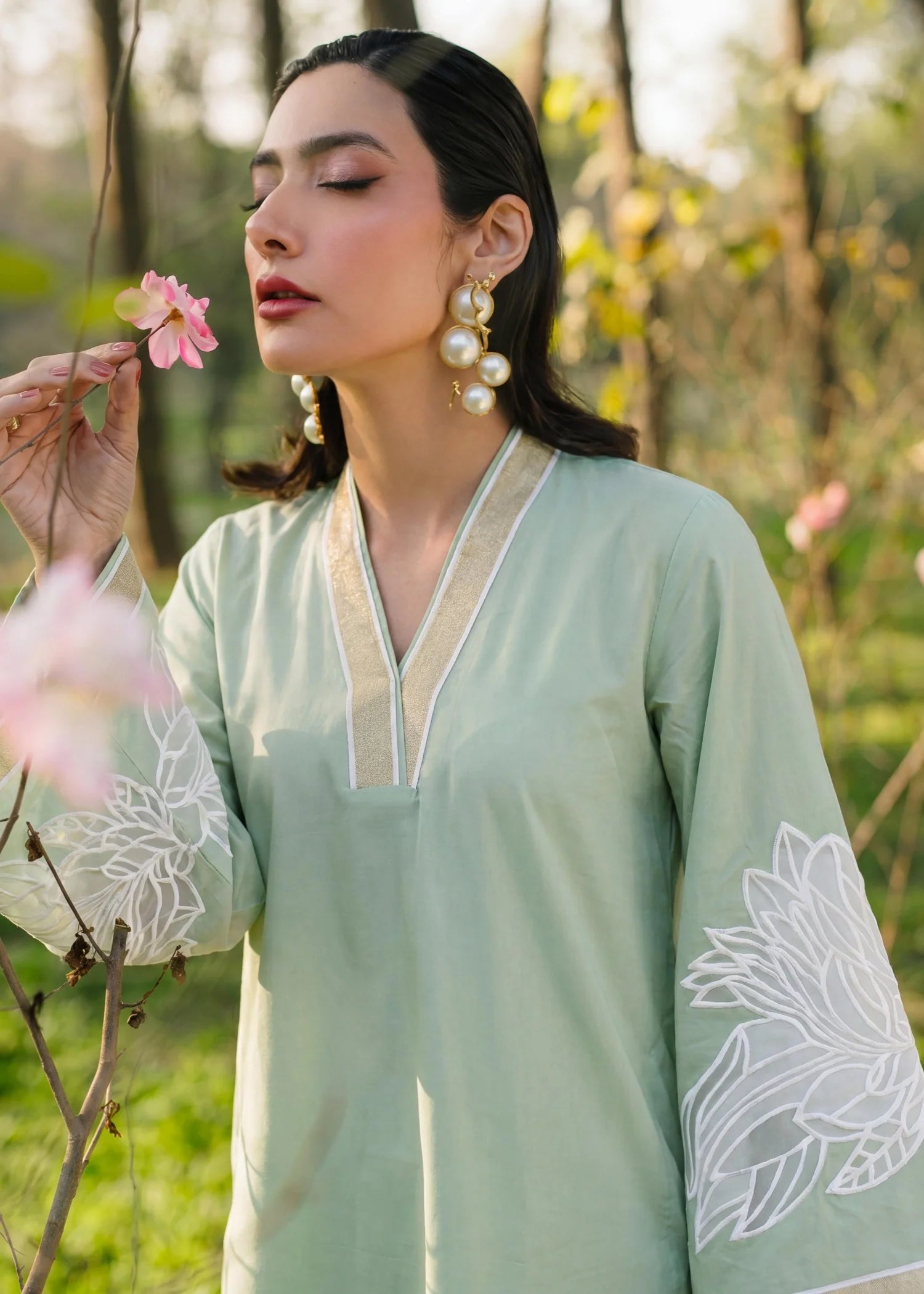 Sahibas by Mirza