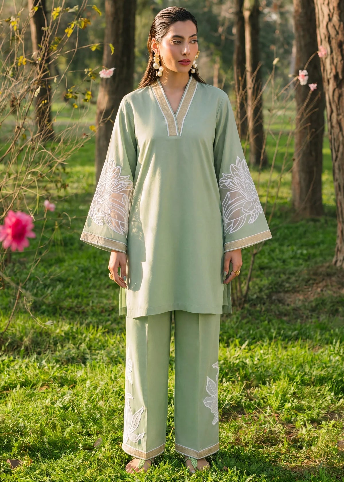 Sahibas by Mirza