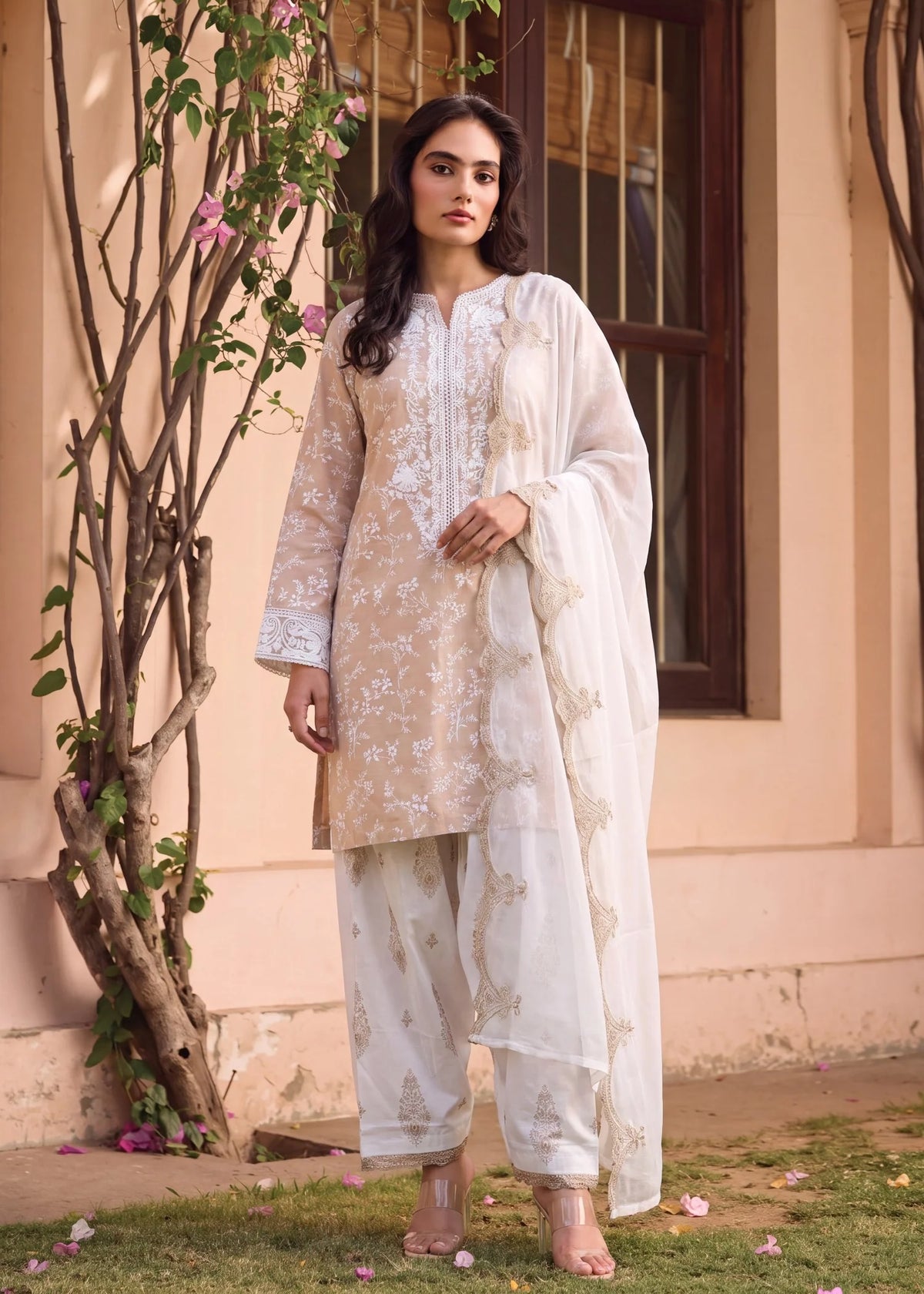 Sahibas by Mirza