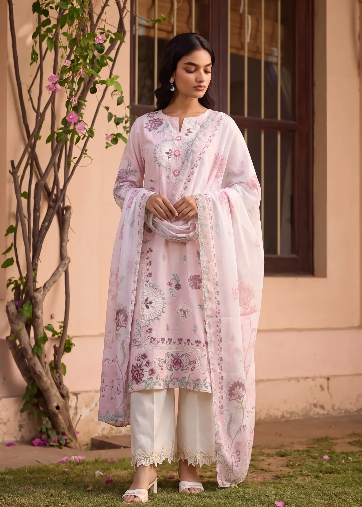 Sahibas by Mirza