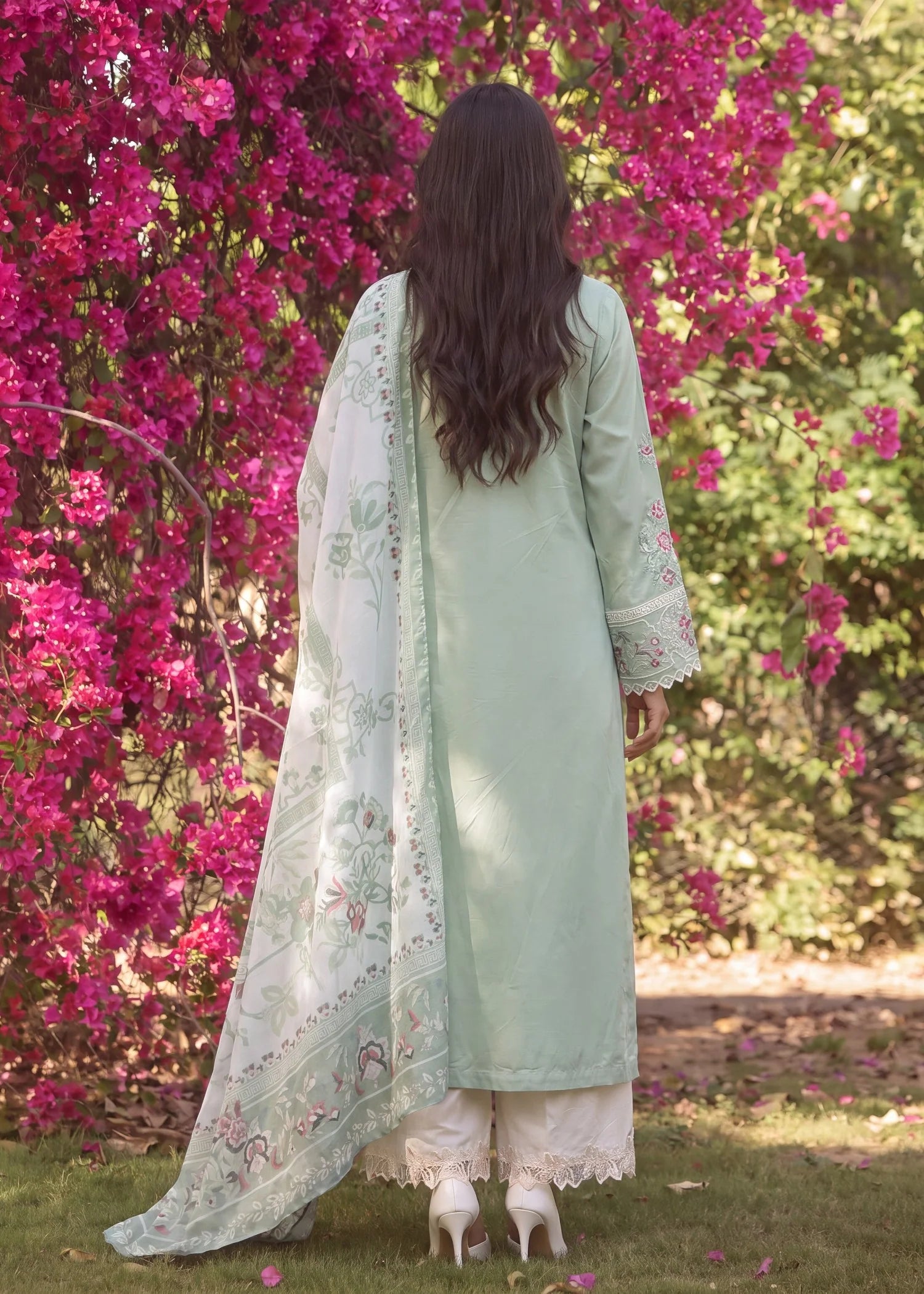 Sahibas by Mirza