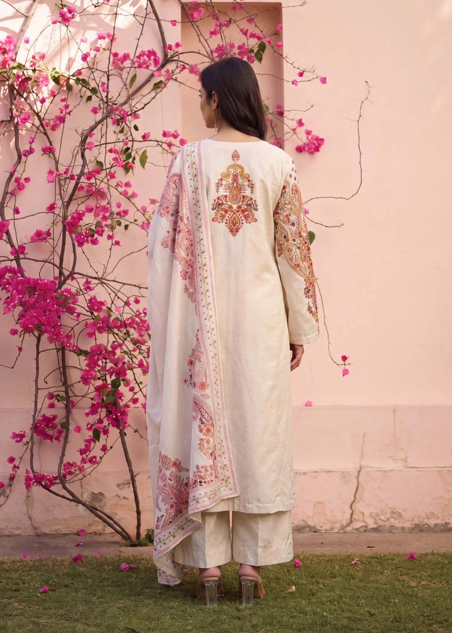 Sahibas by Mirza