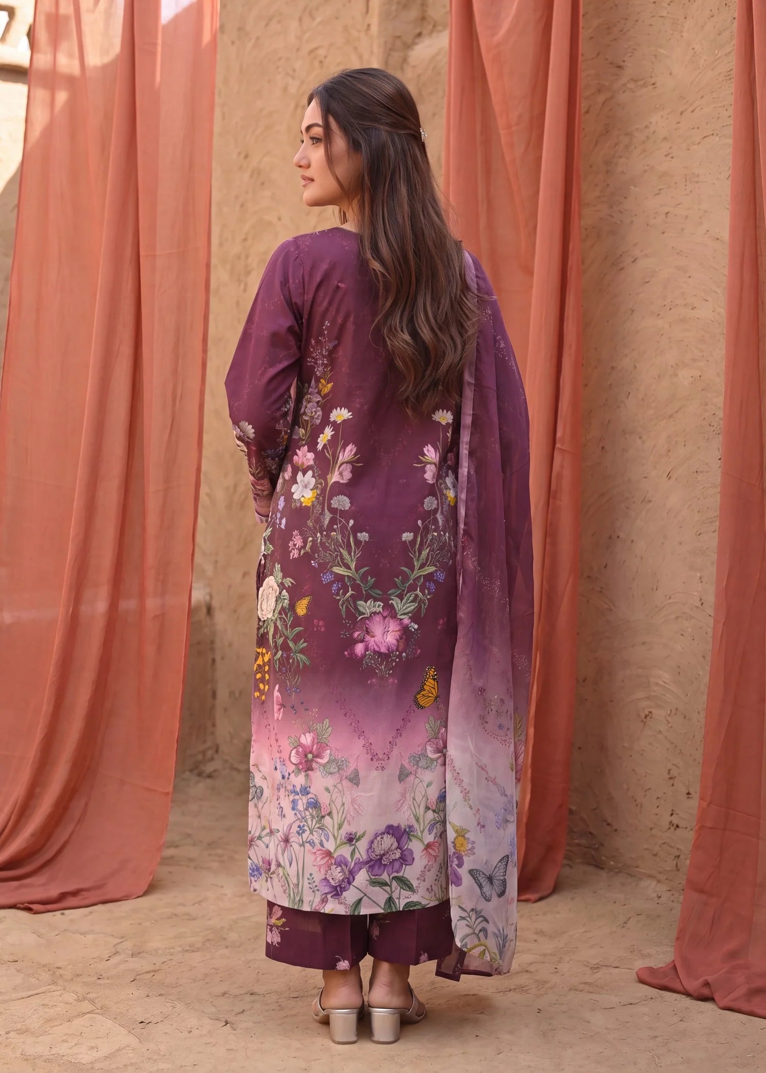 Sahibas by Mirza