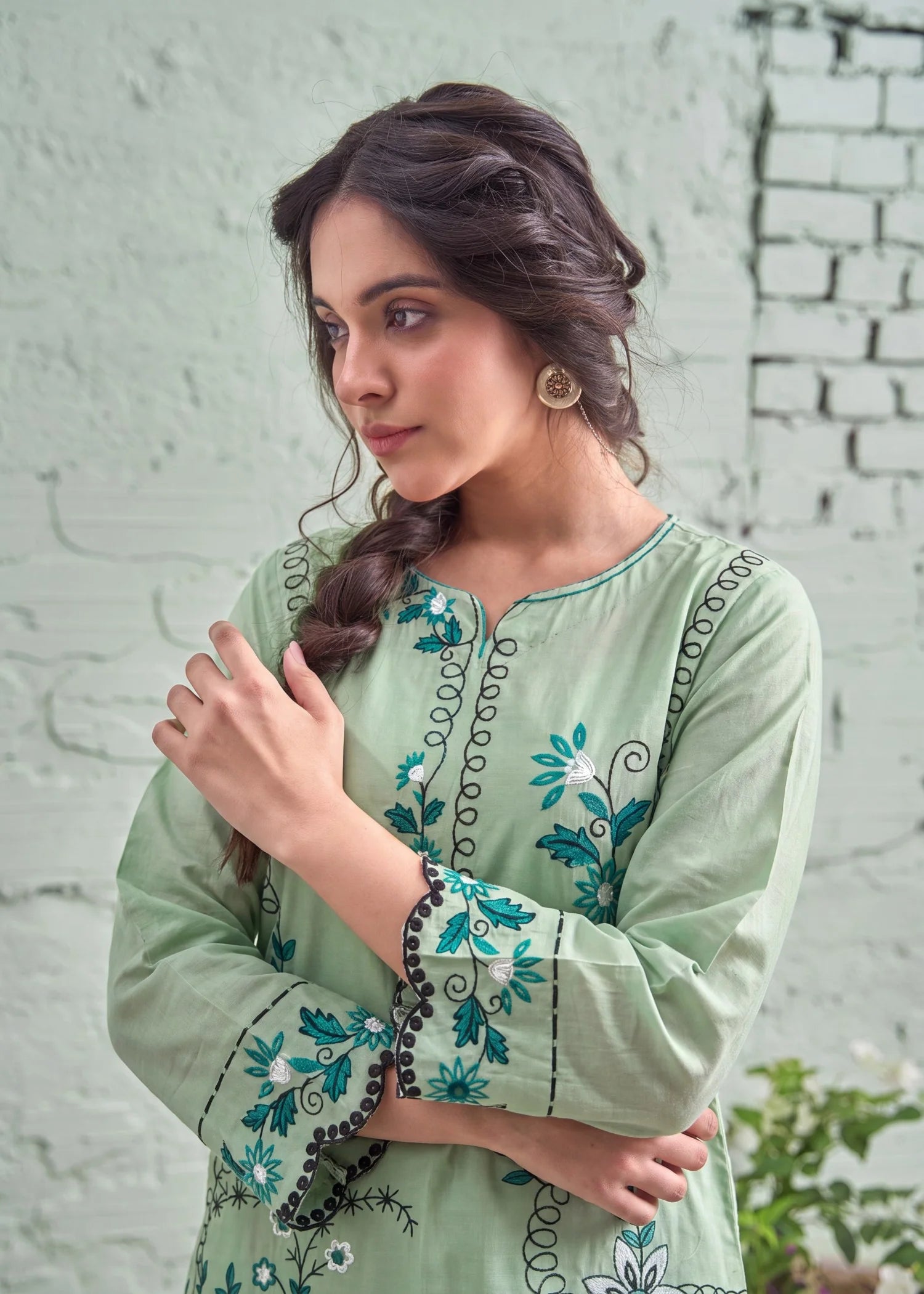 Sahibas by Mirza