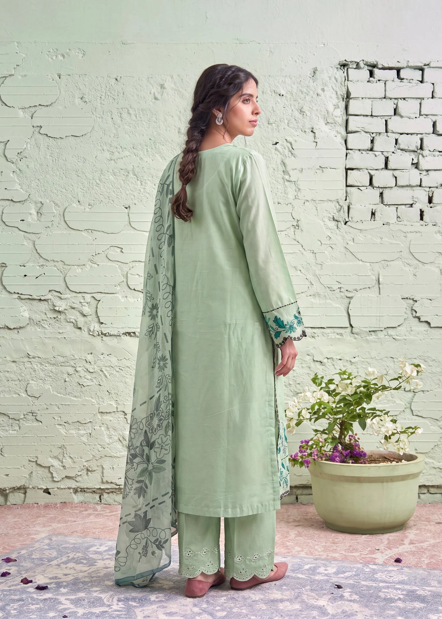 Sahibas by Mirza