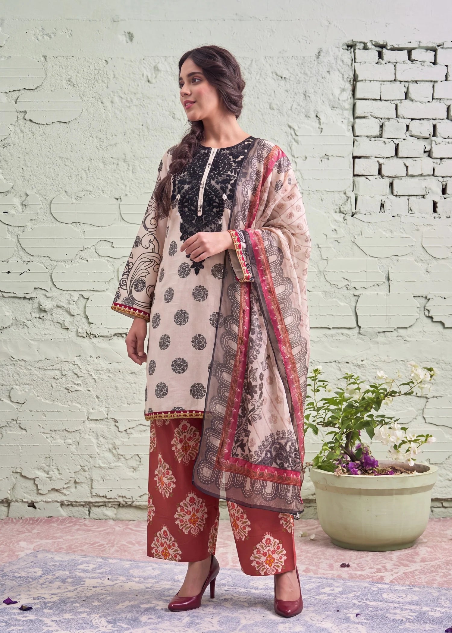 Sahibas by Mirza