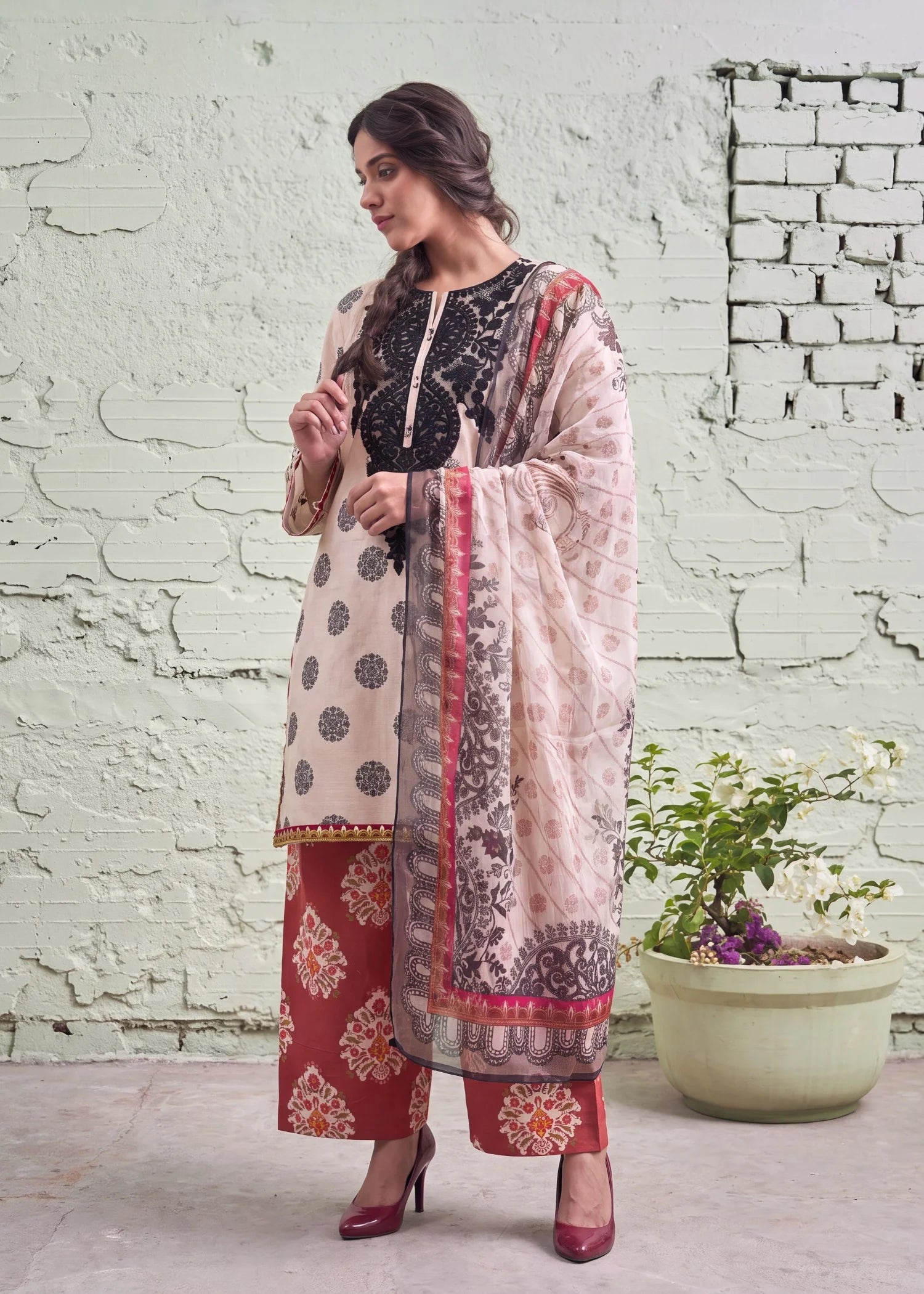 Sahibas by Mirza