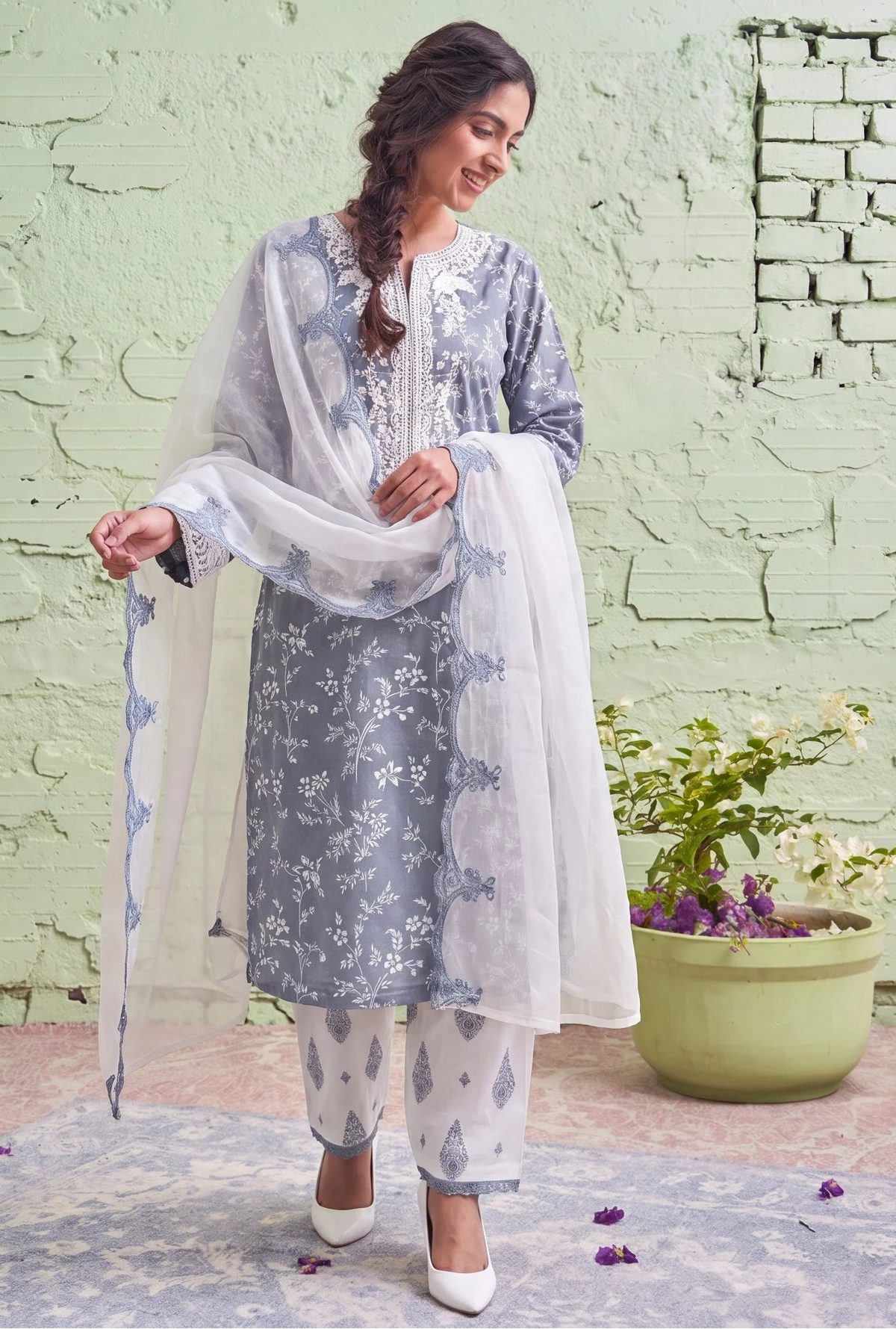 Sahibas by Mirza