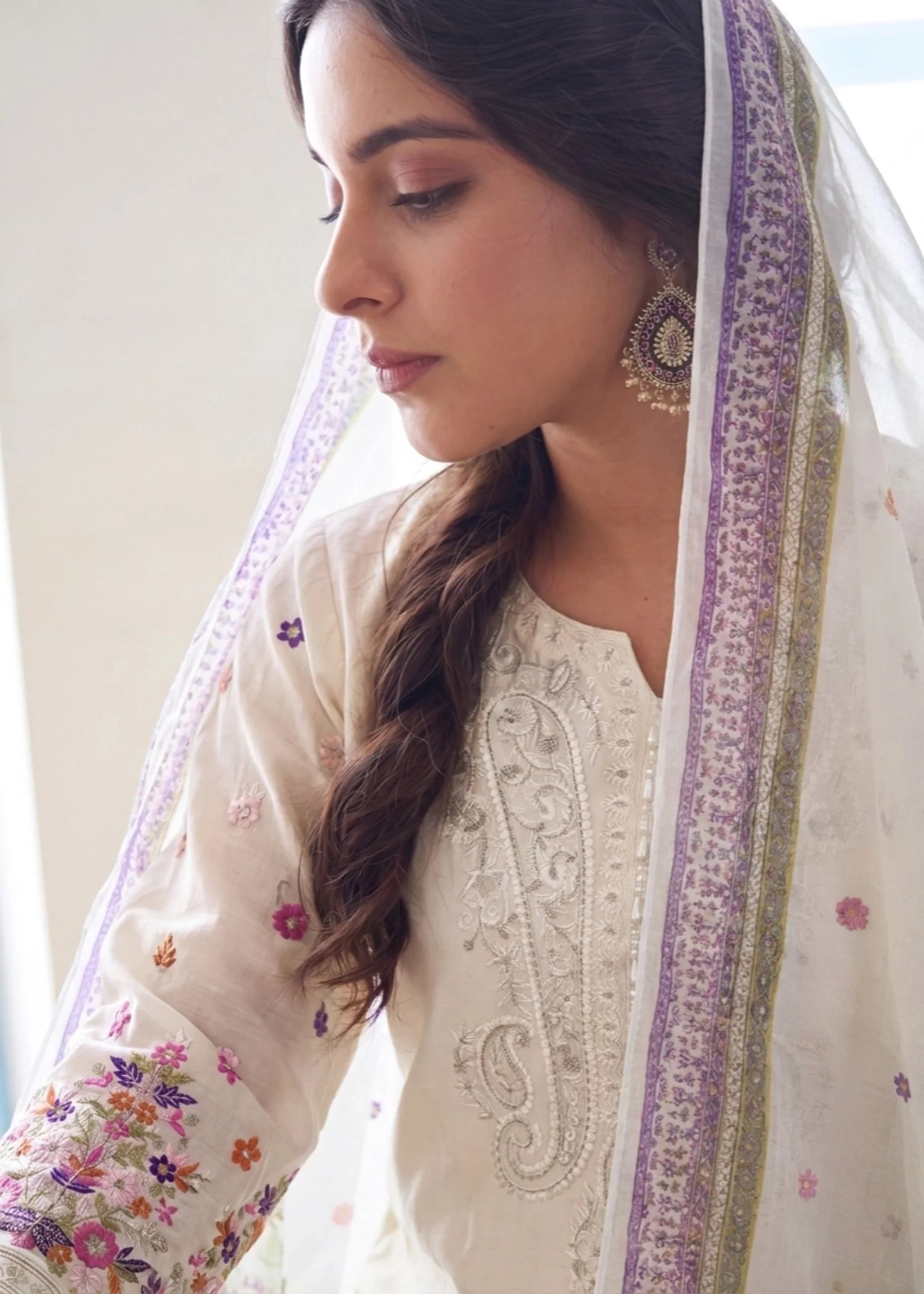 Sahibas by Mirza