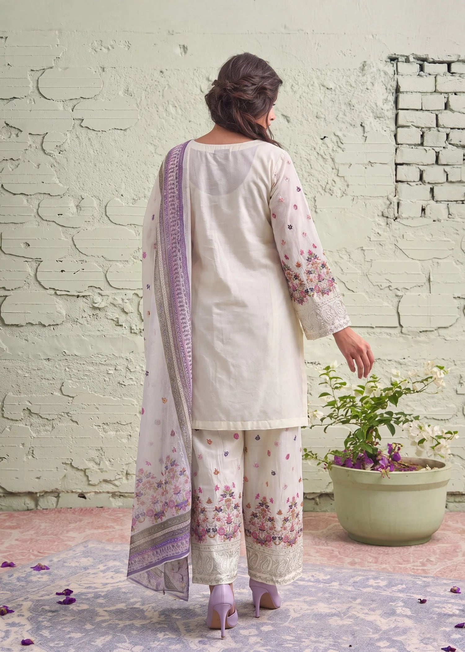 Sahibas by Mirza