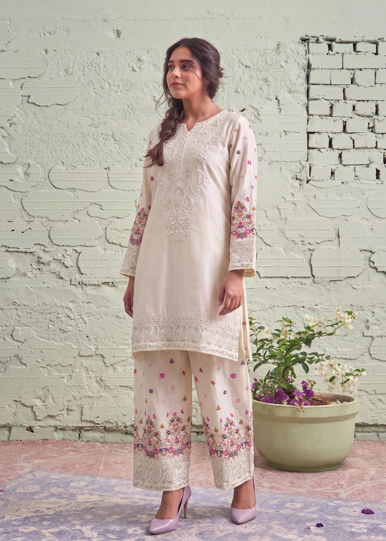 Sahibas by Mirza