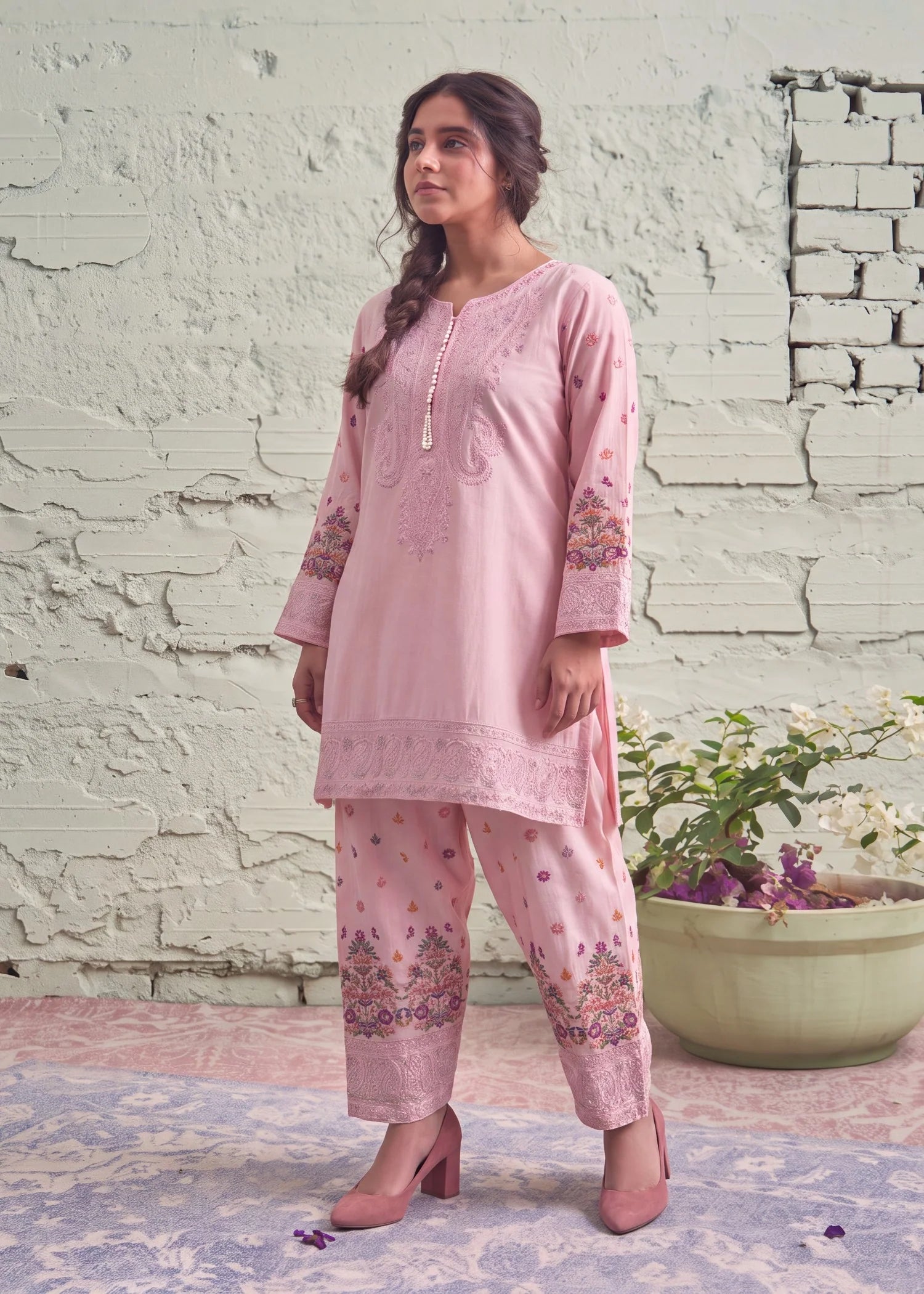 Sahibas by Mirza