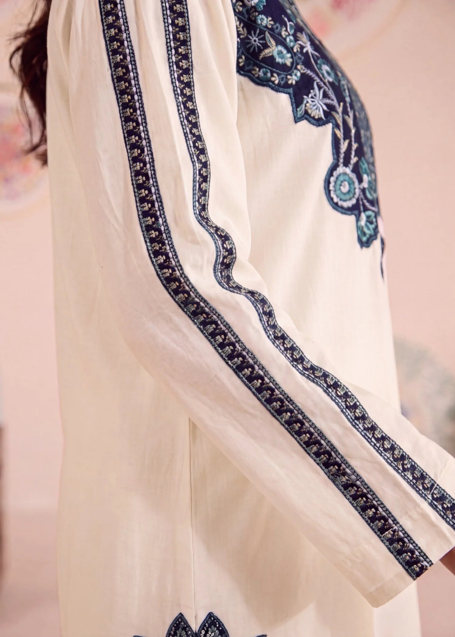 Sahibas by Mirza