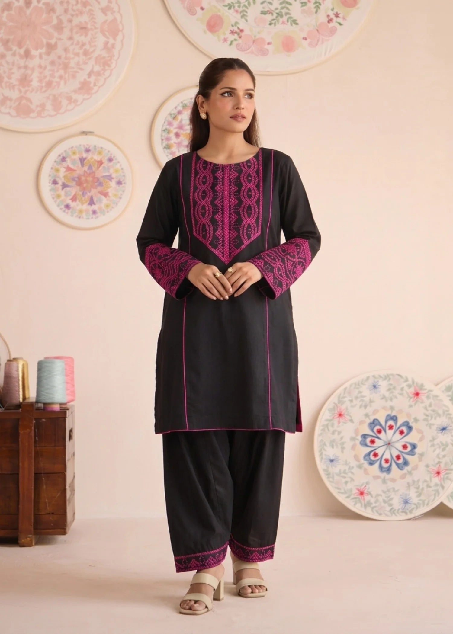 Sahibas by Mirza