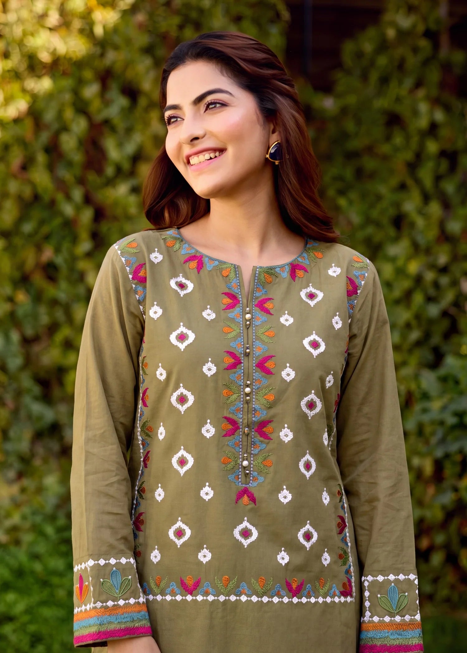 Sahibas by Mirza