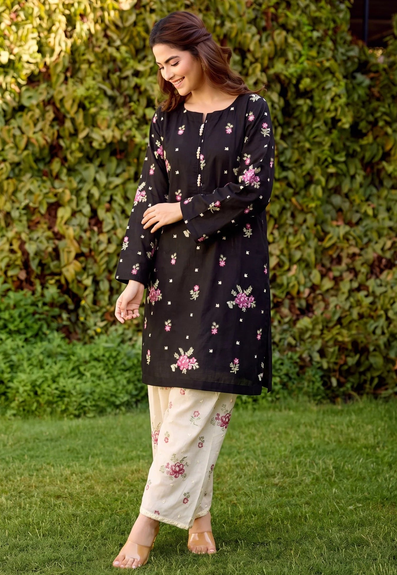 Sahibas by Mirza