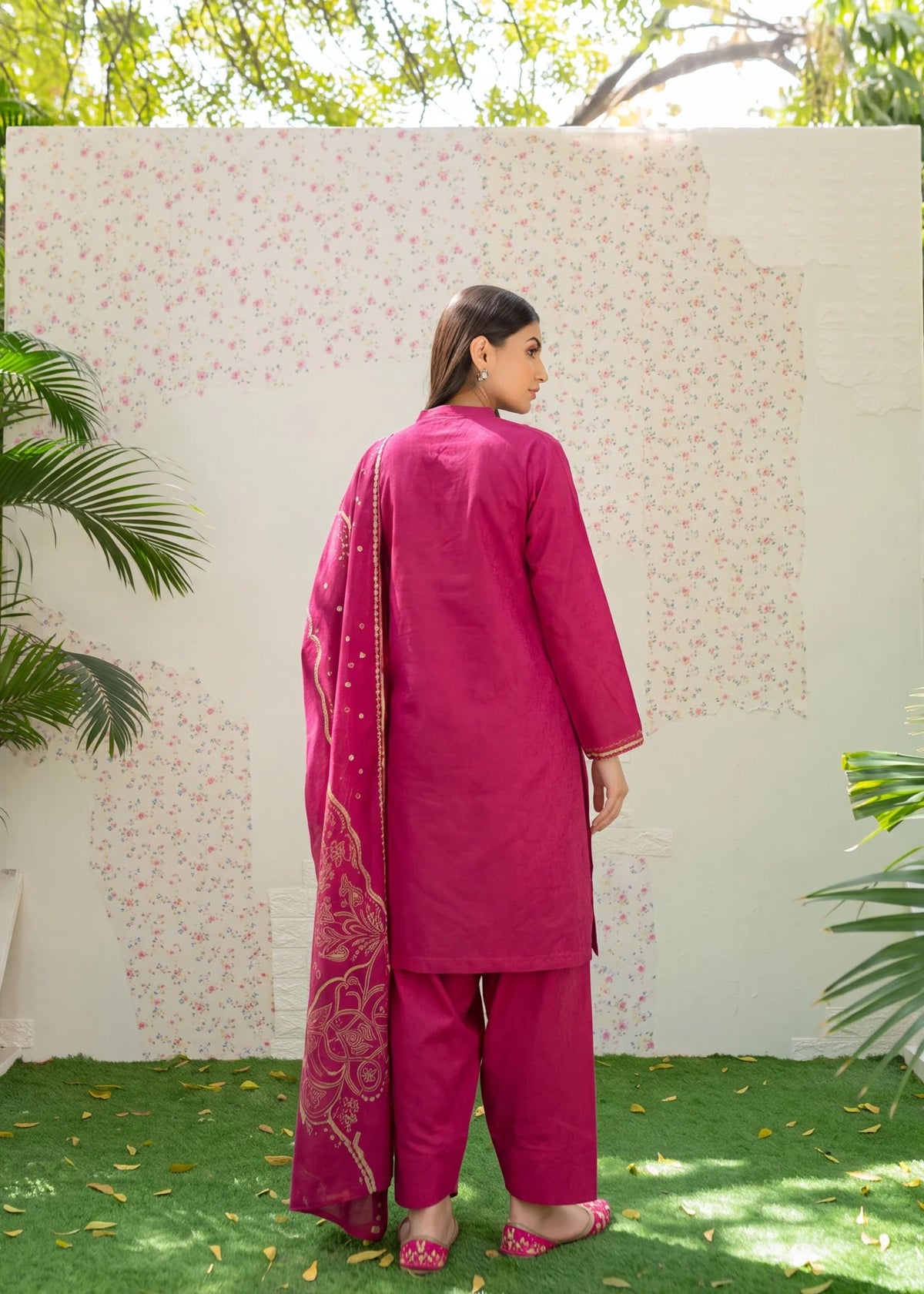Sahibas by Mirza