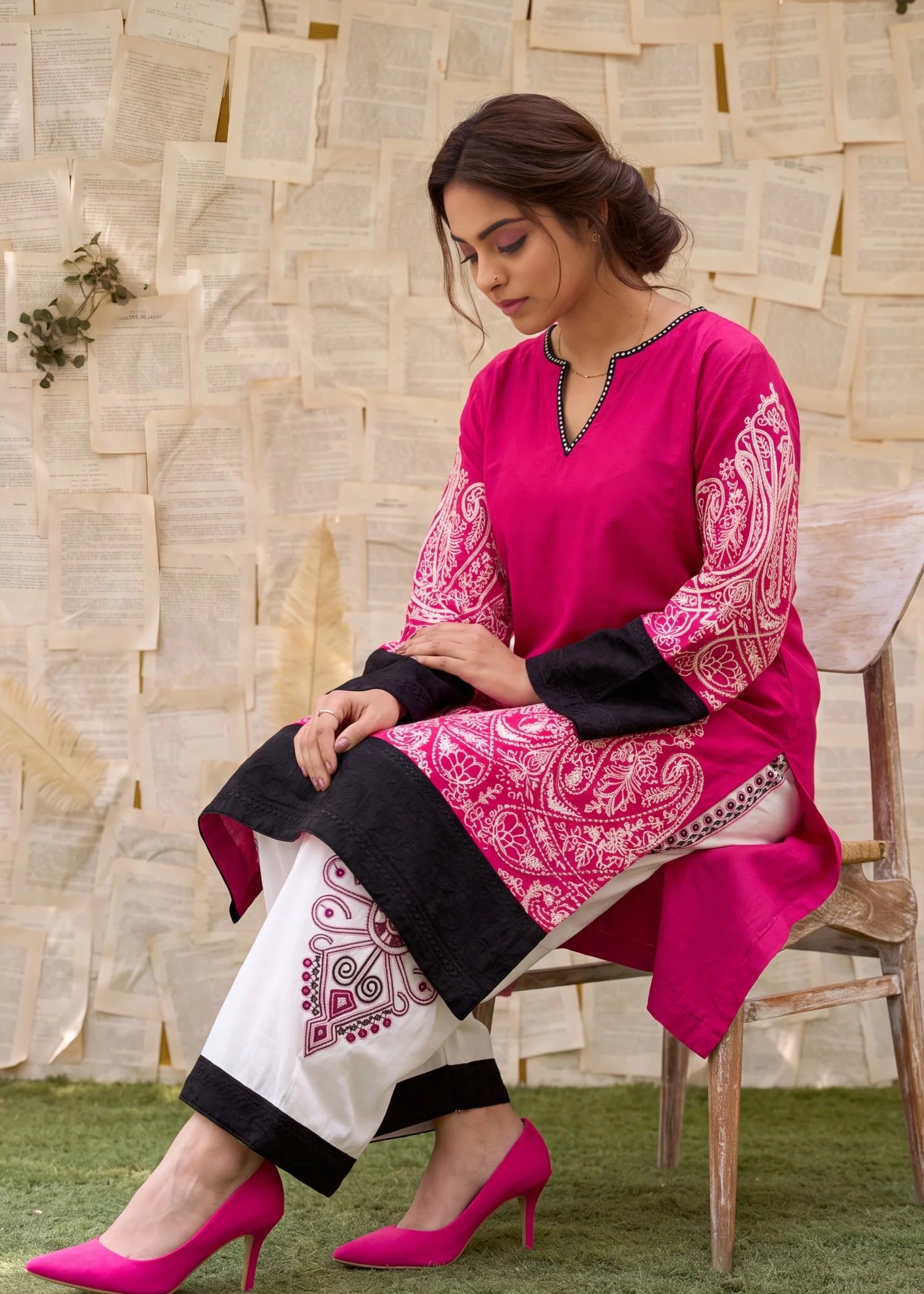 Sahibas by Mirza