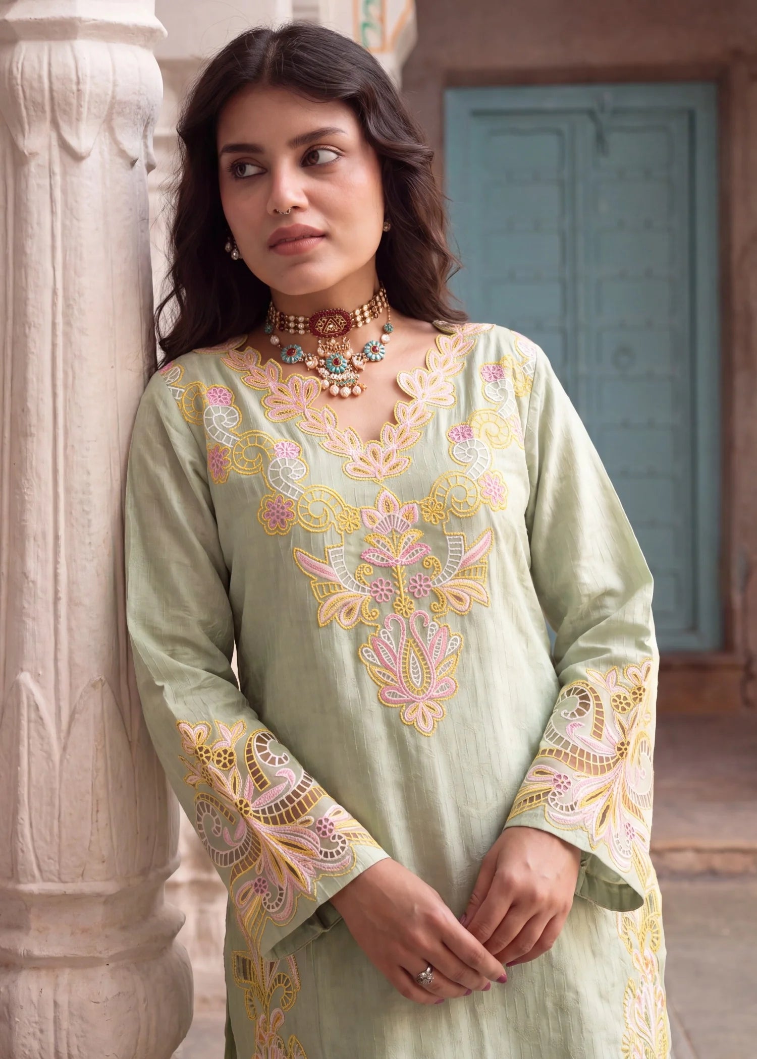 Sahibas by Mirza