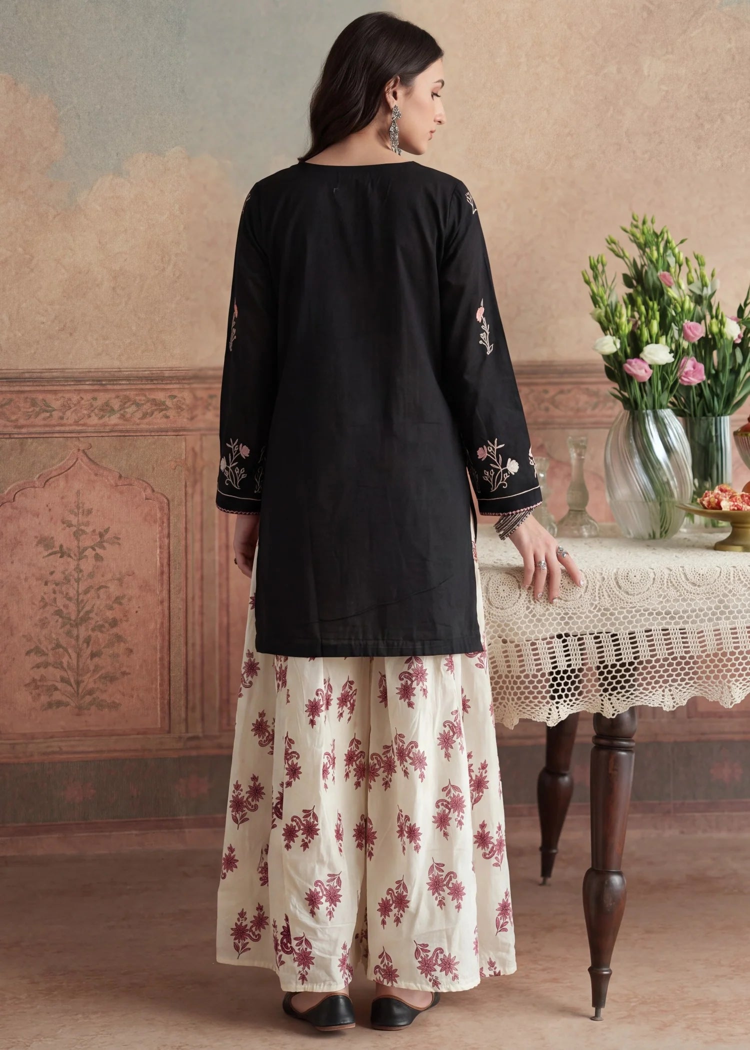 Sahibas by Mirza