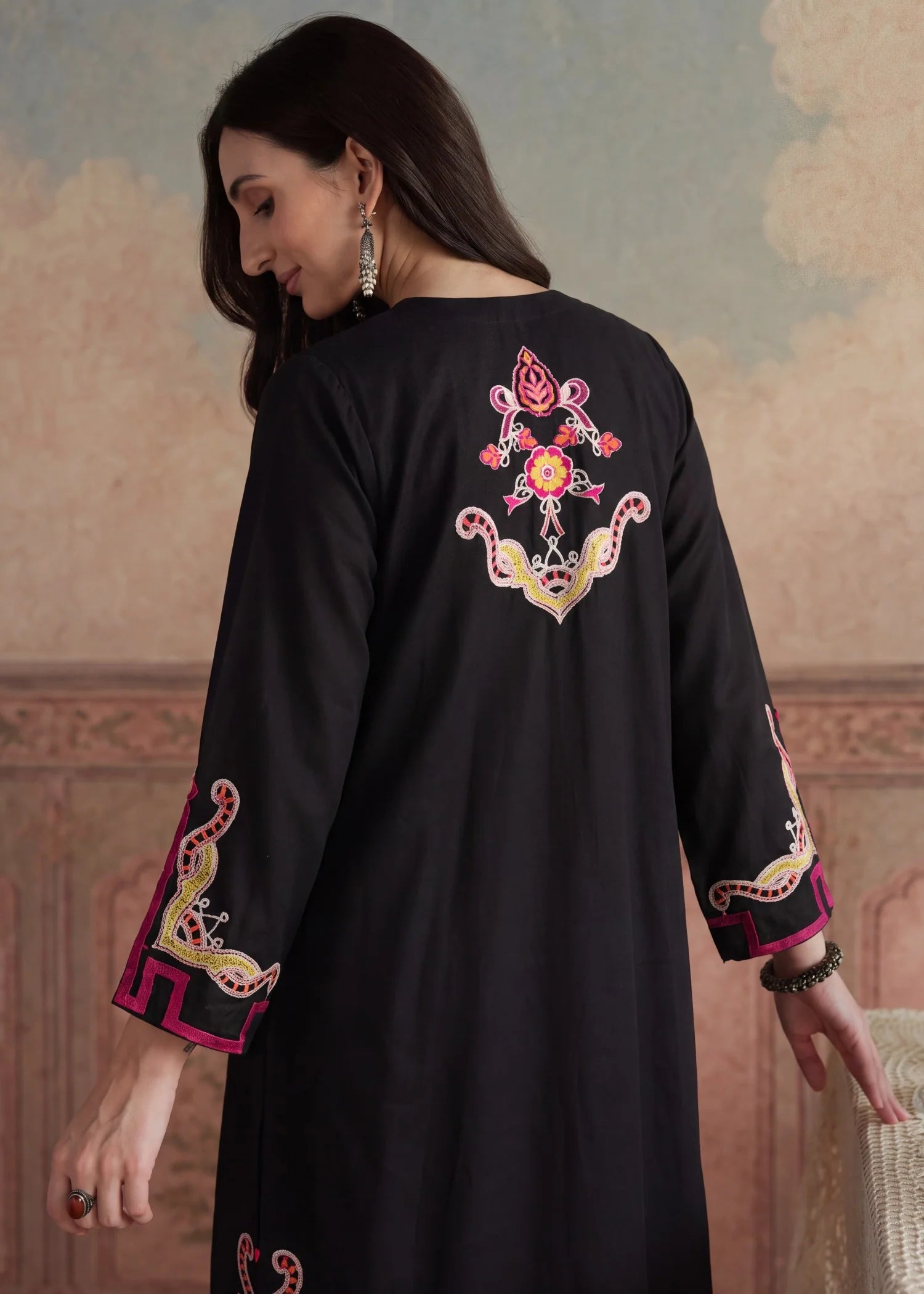 Sahibas by Mirza