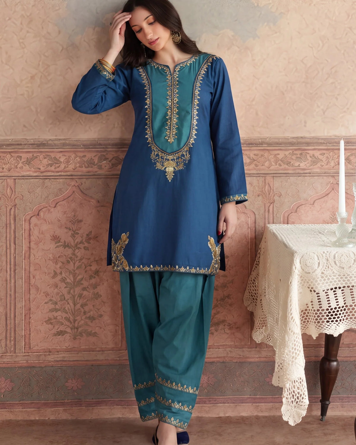 Sahibas by Mirza