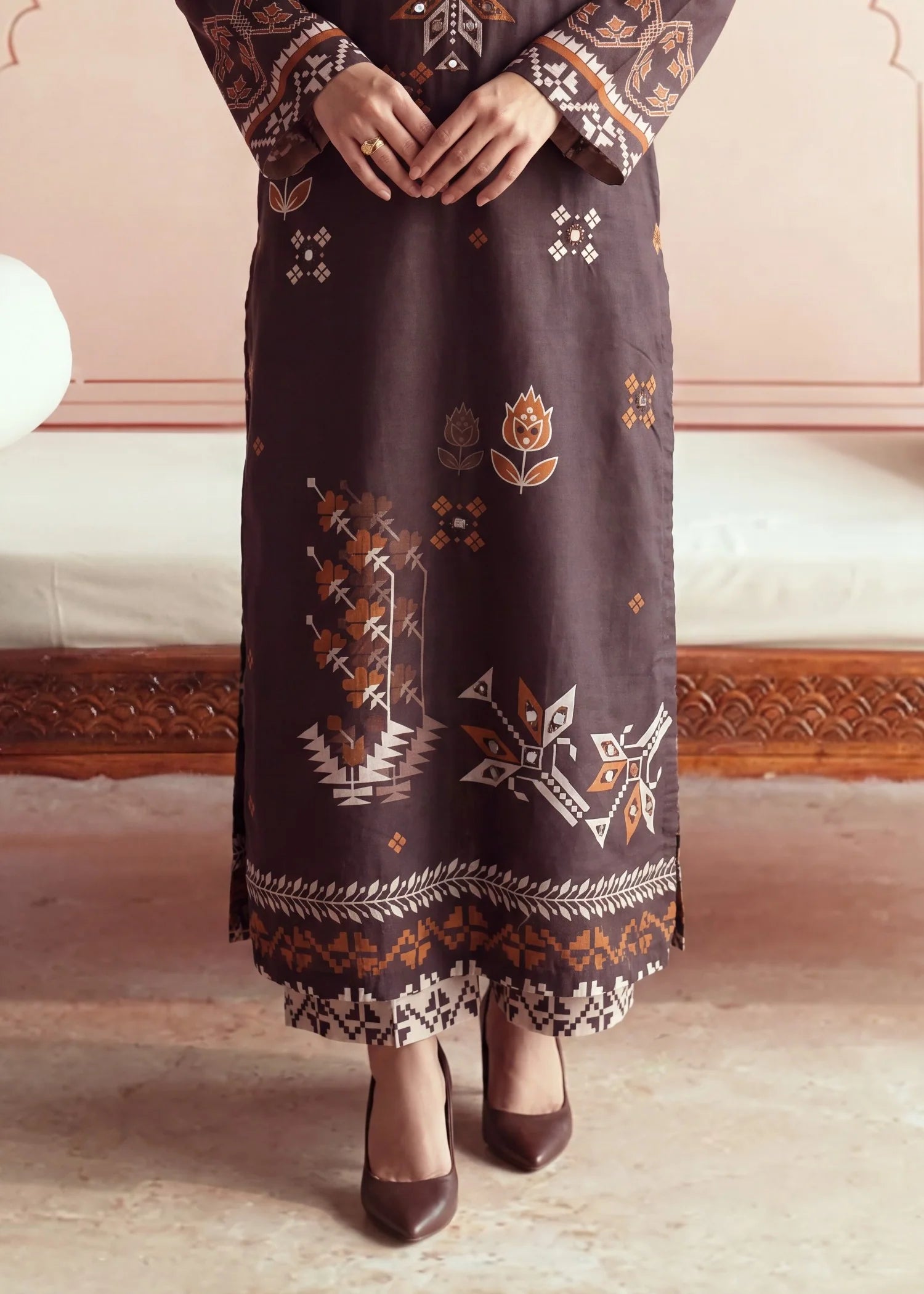 Sahibas by Mirza