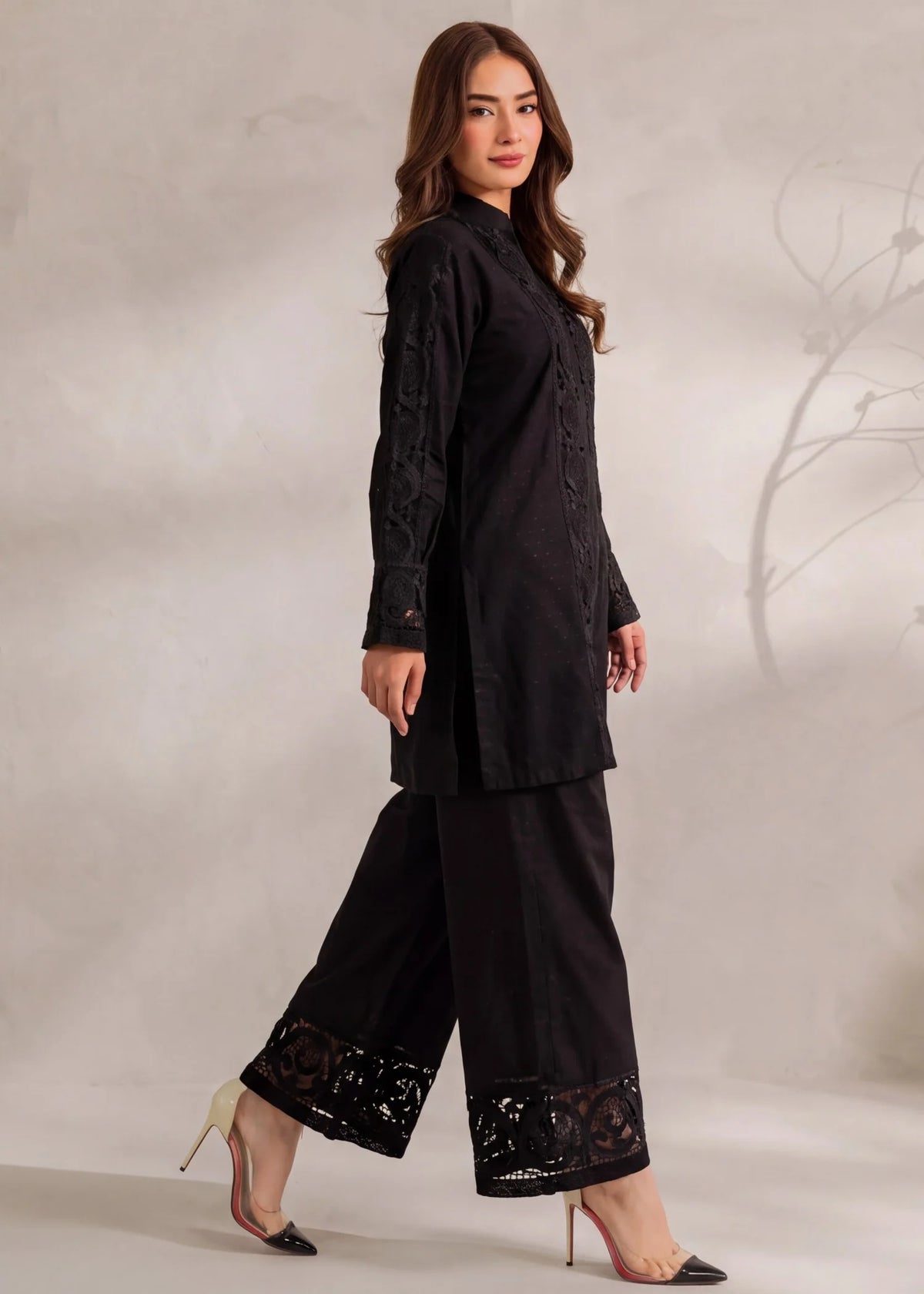 Sahibas by Mirza