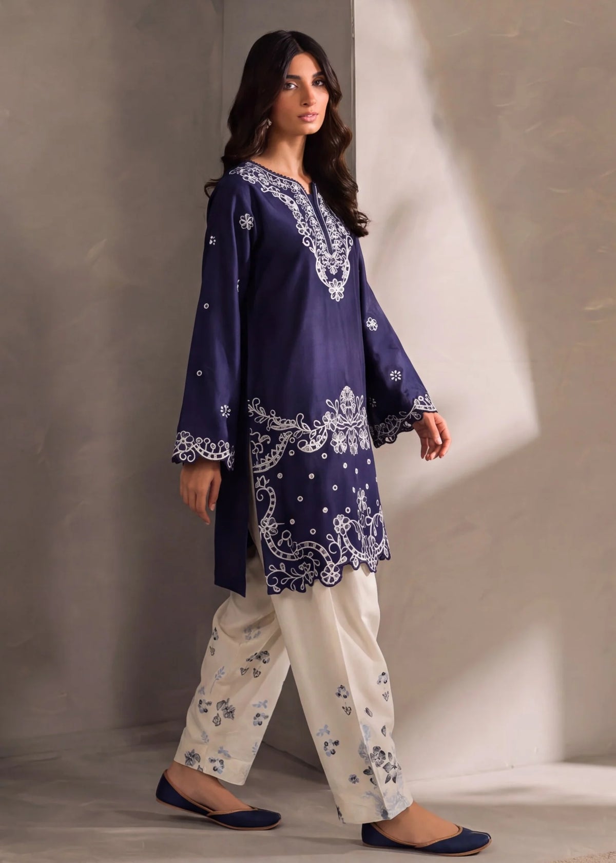 Sahibas by Mirza