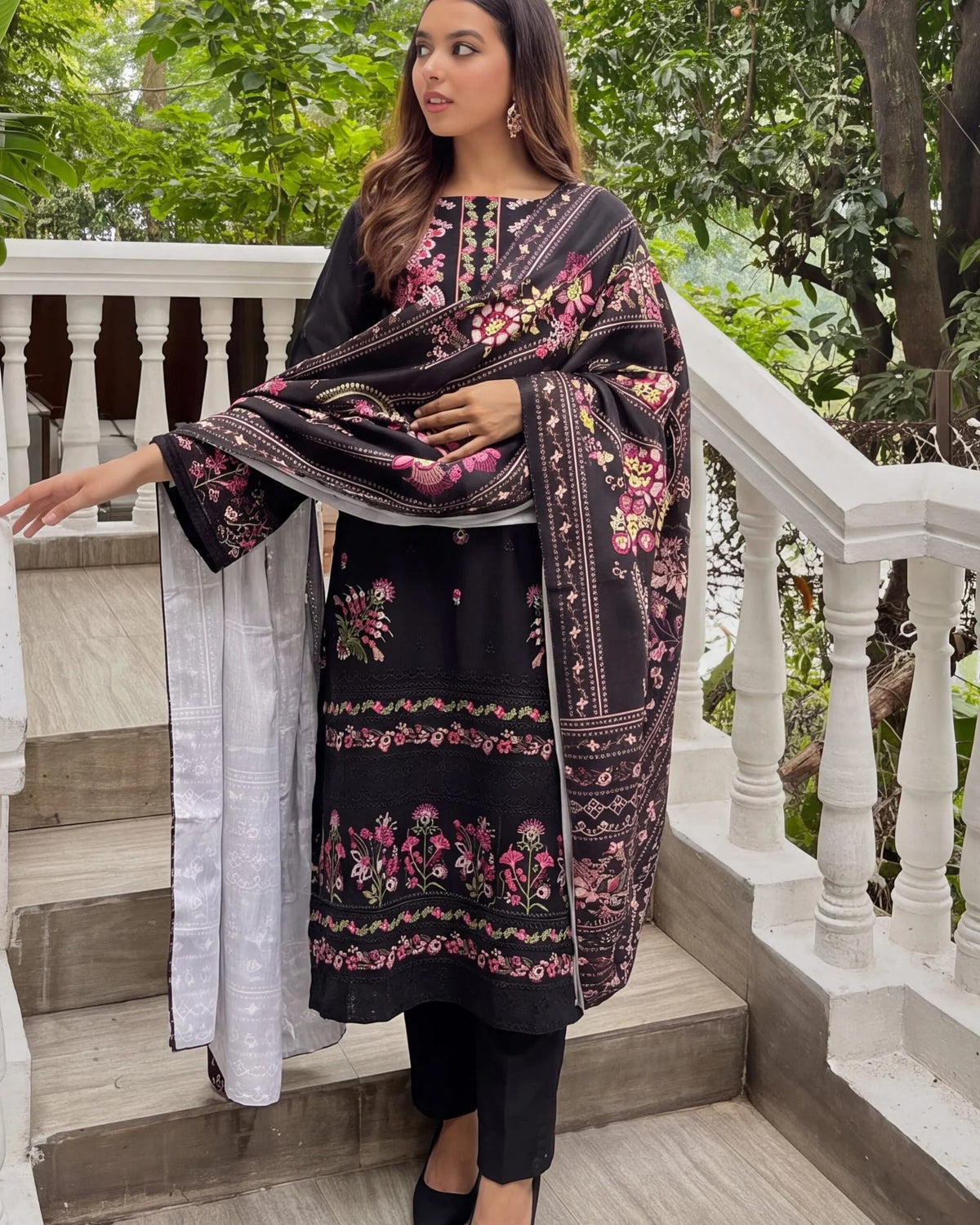 Sahibas by Mirza