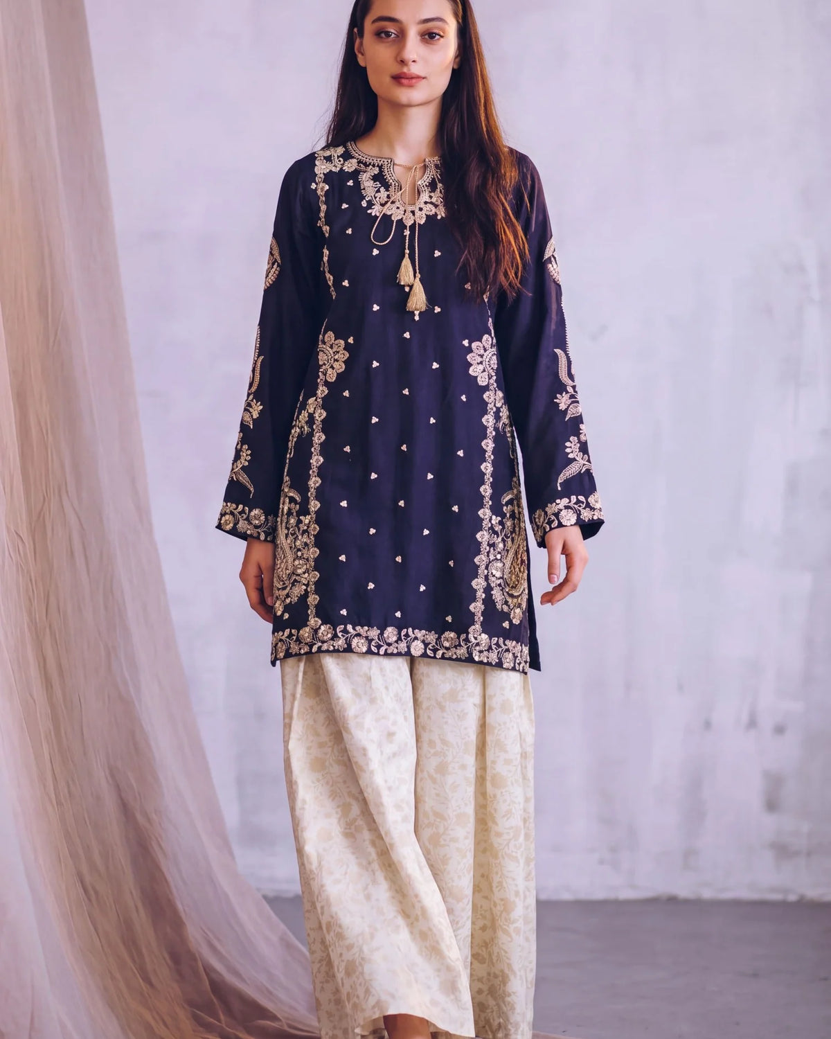 Sahibas by Mirza