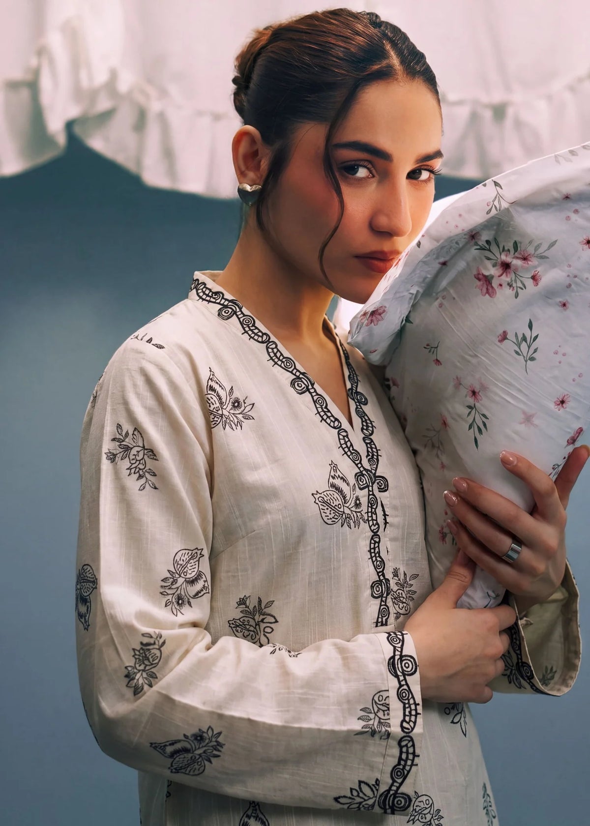 Sahibas by Mirza