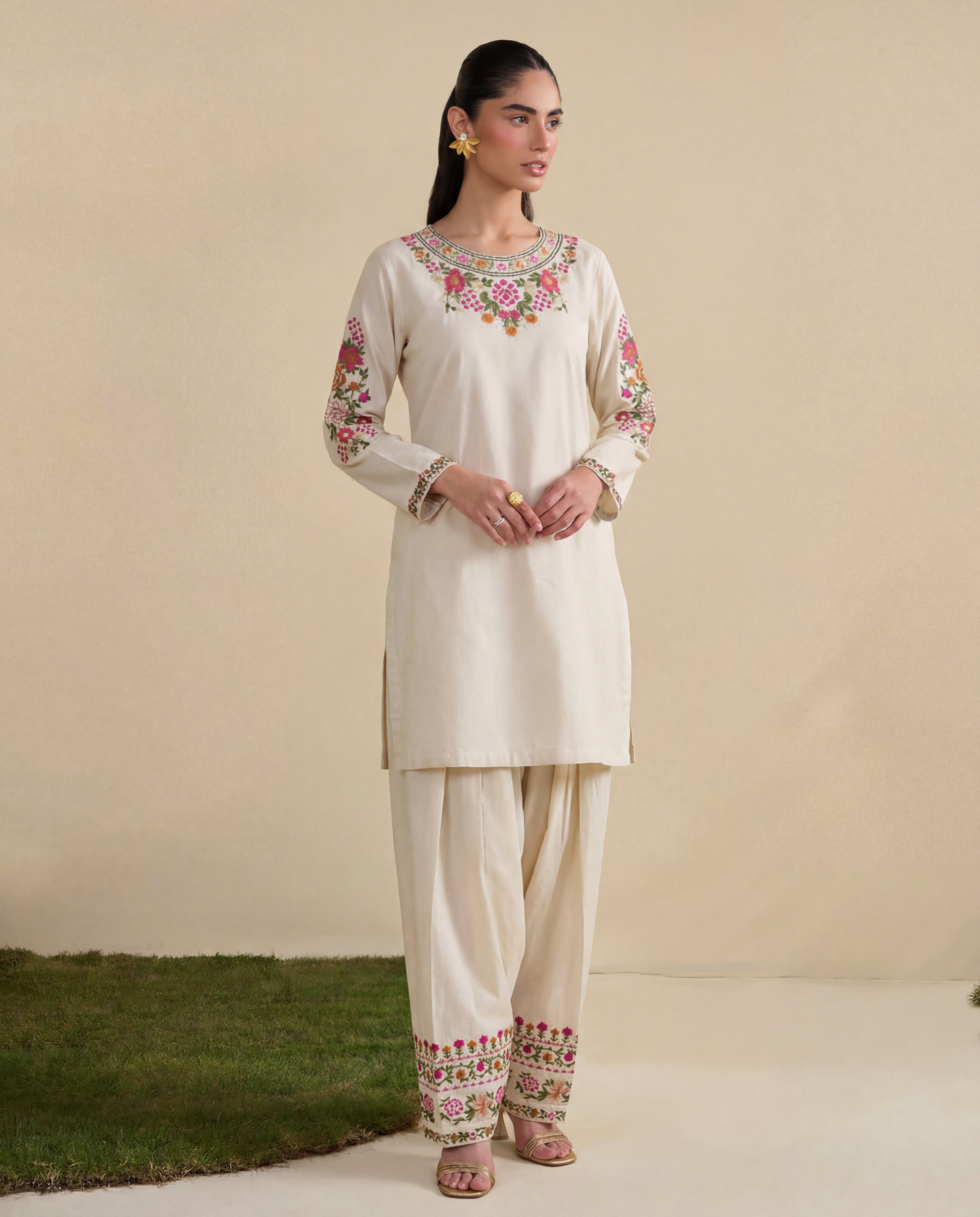 Sahibas by Mirza