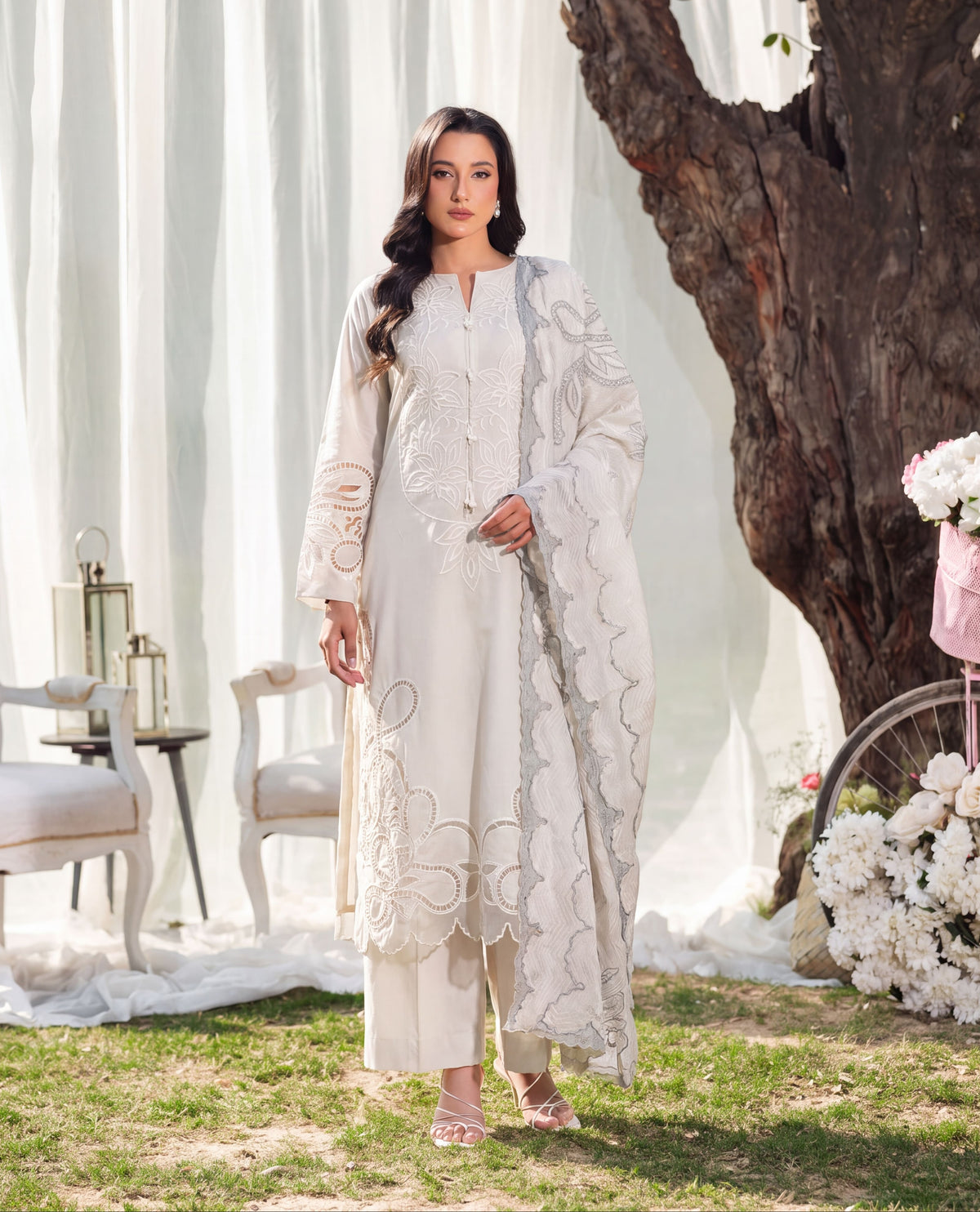 Sahibas by Mirza
