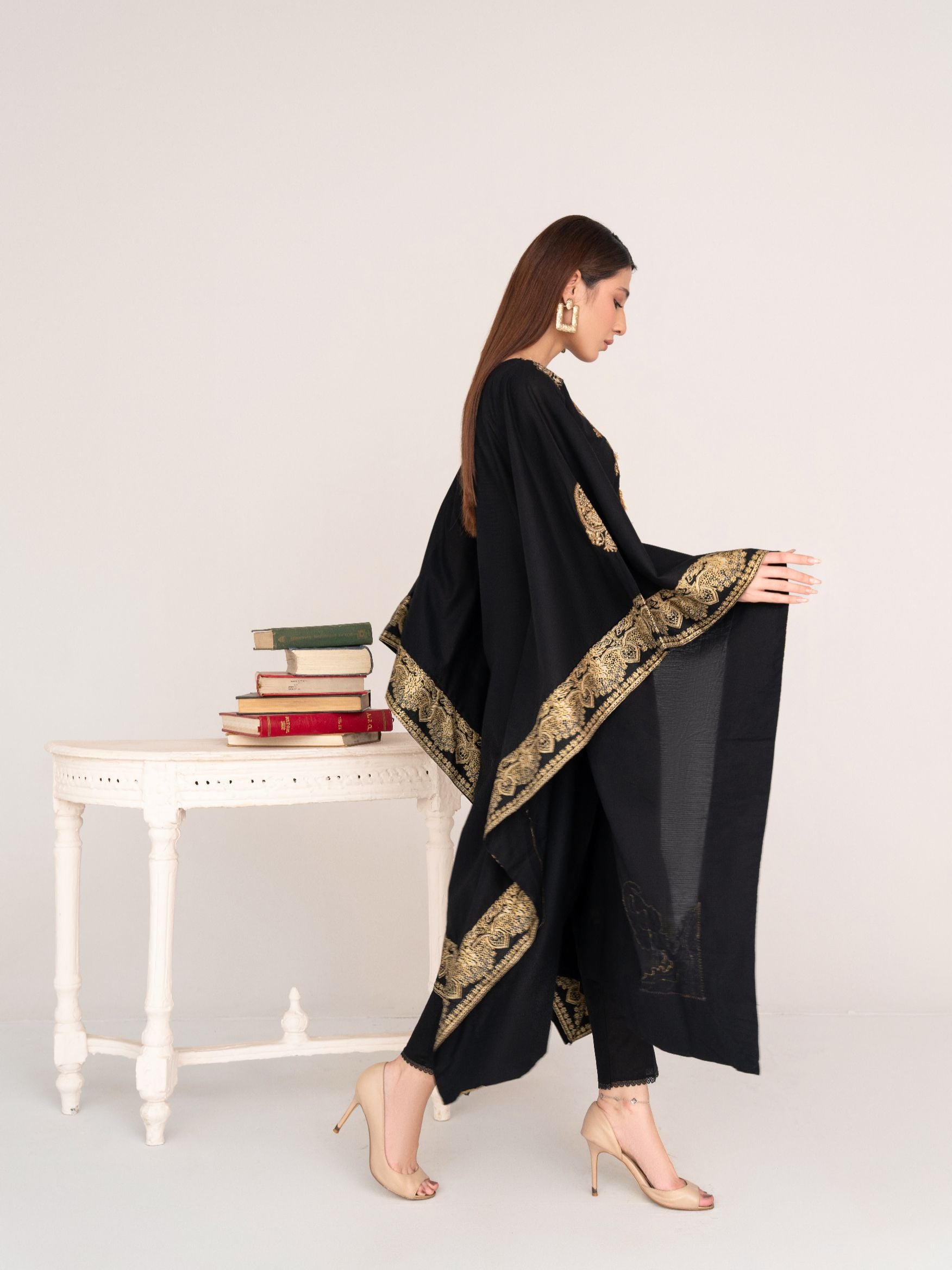 Sahibas by Mirza