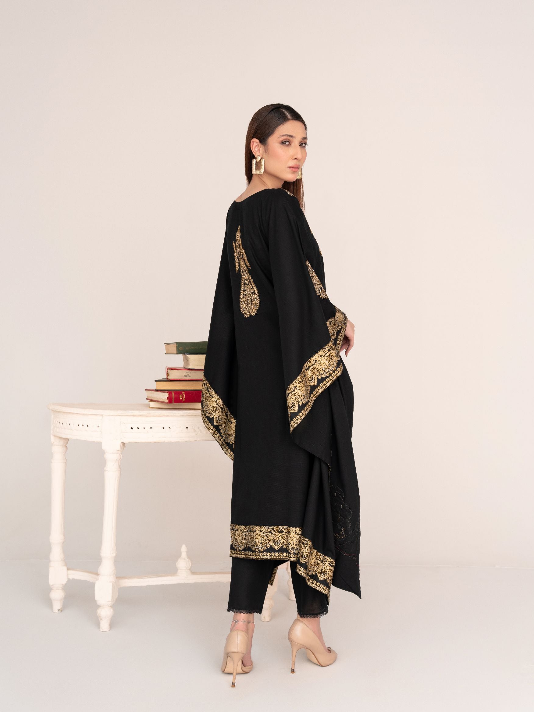 Sahibas by Mirza