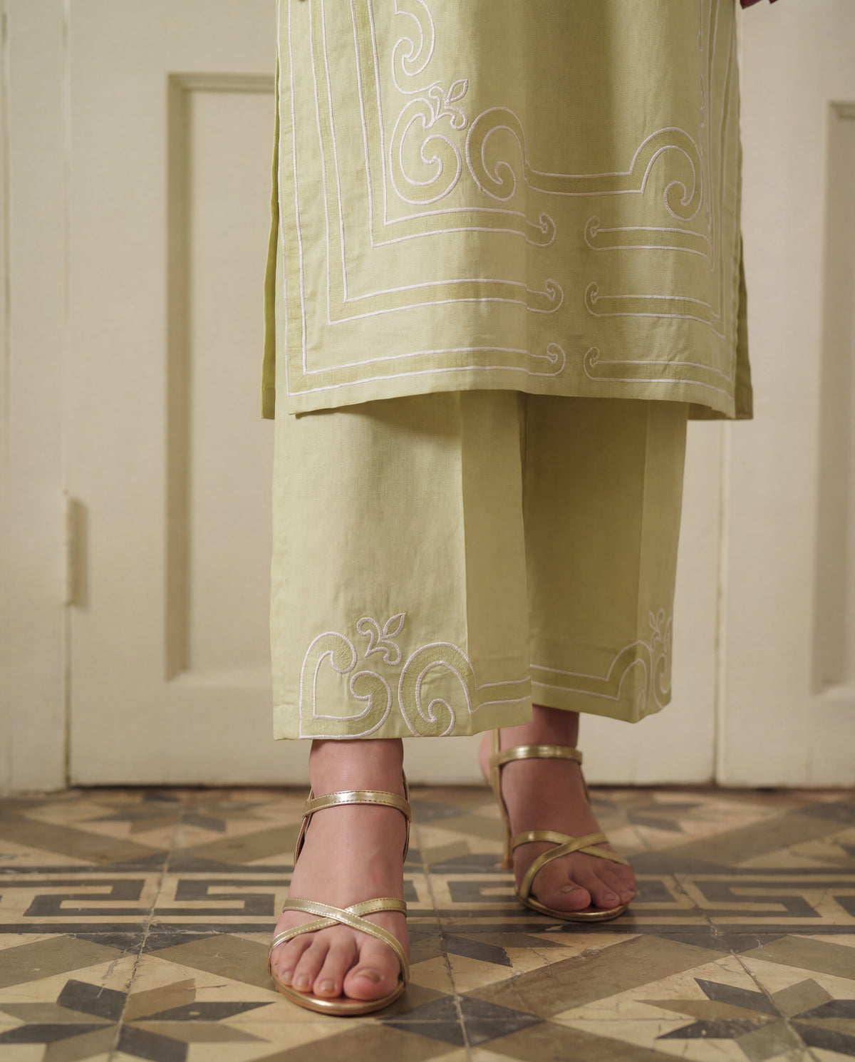 Sahibas by Mirza