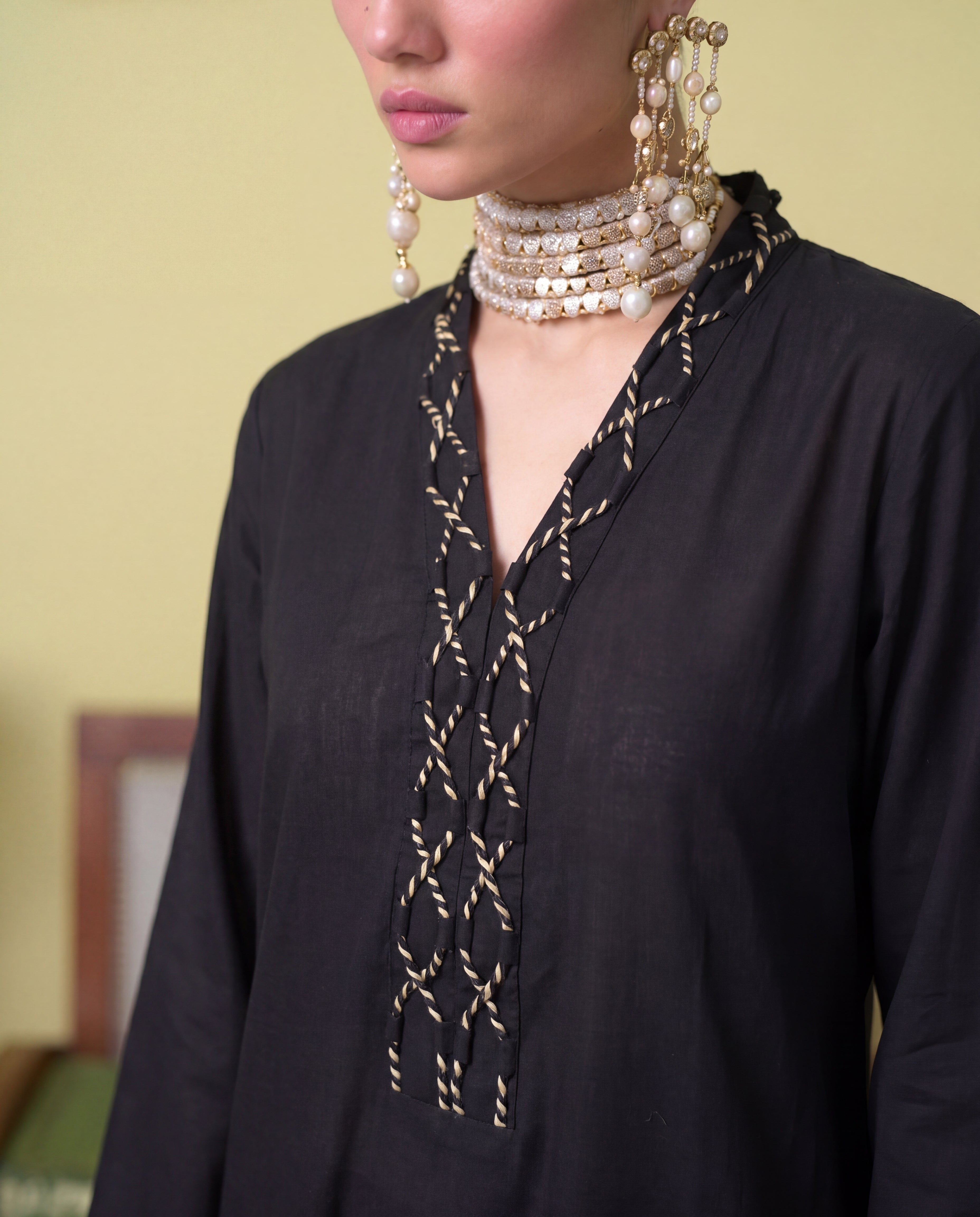 Sahibas by Mirza