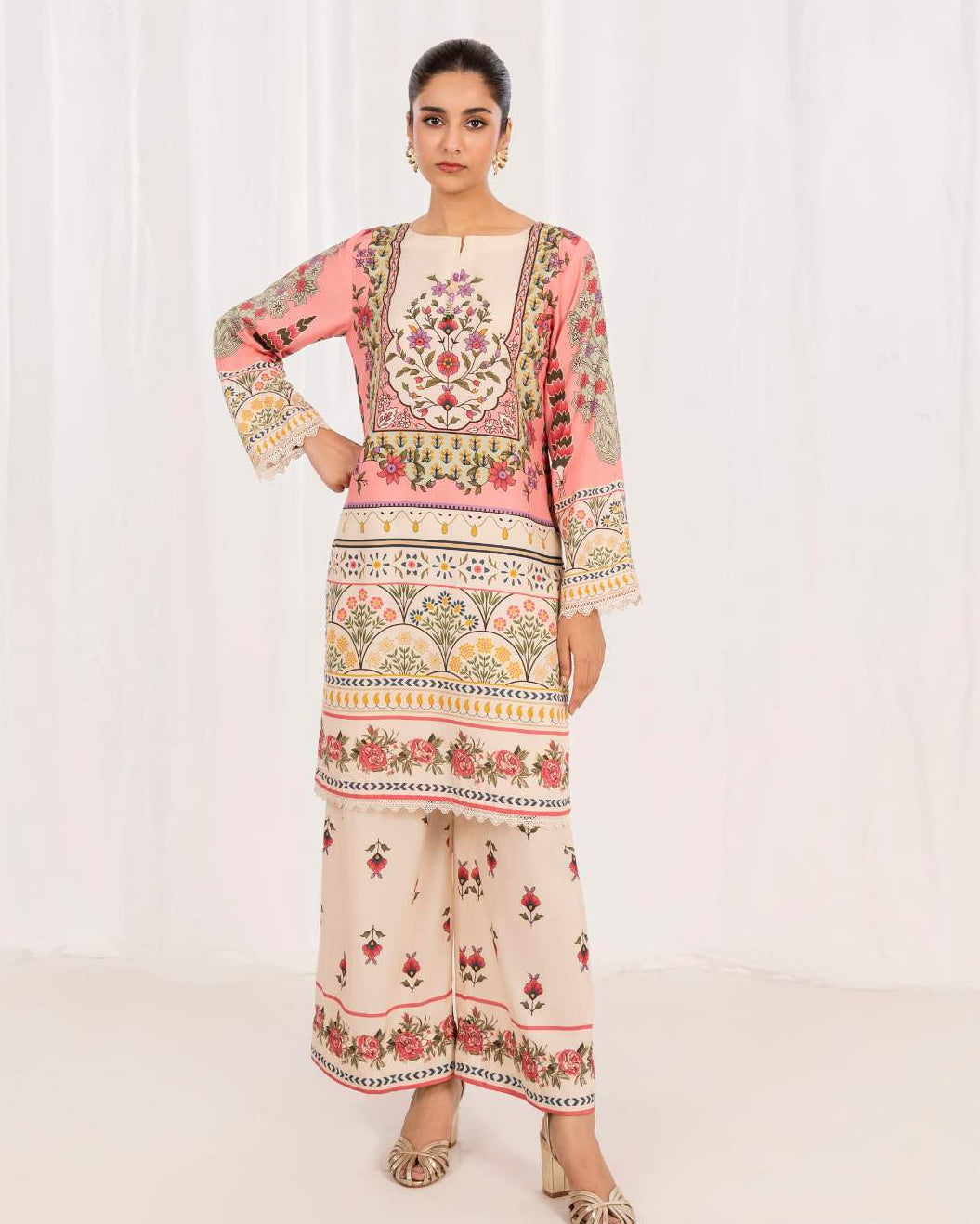 Sahibas by Mirza