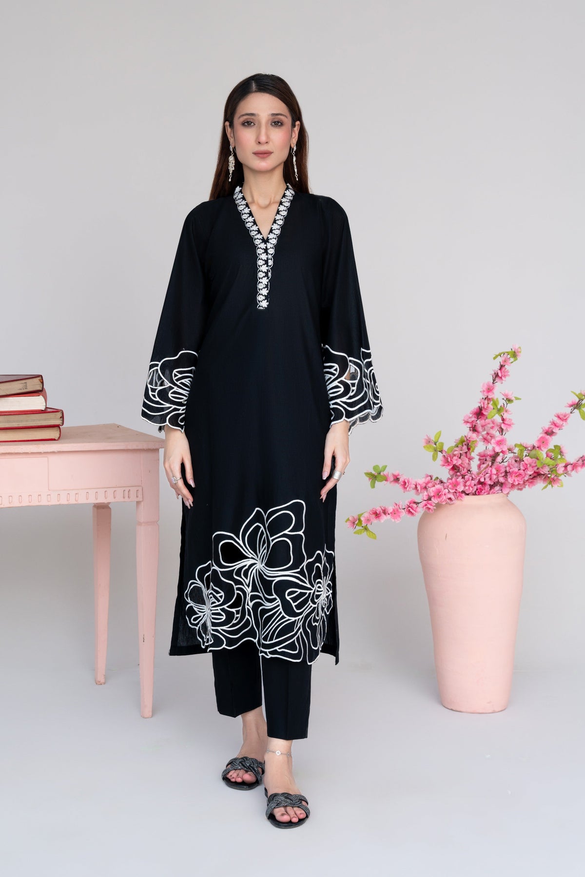 Sahibas by Mirza