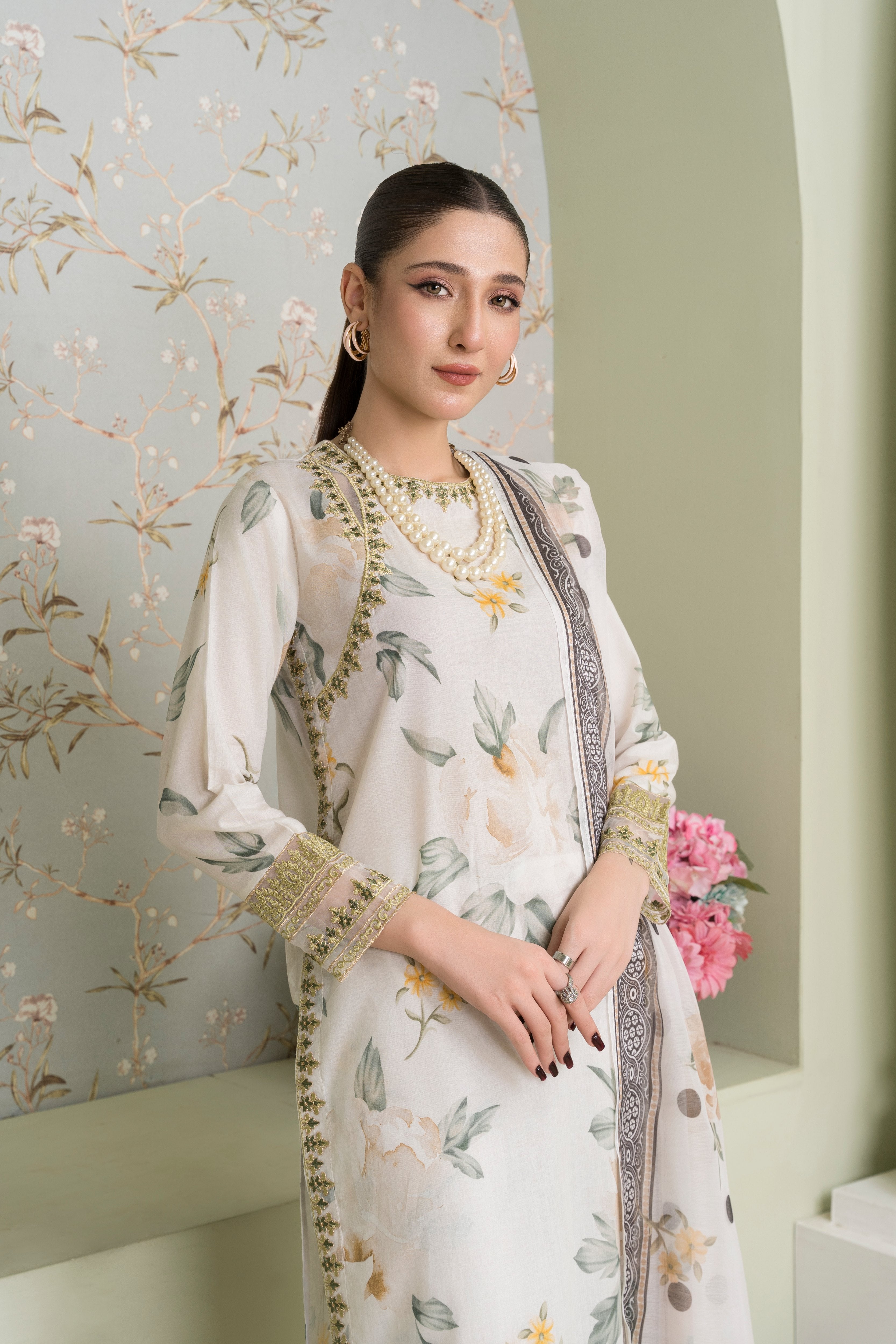 Sahibas by Mirza