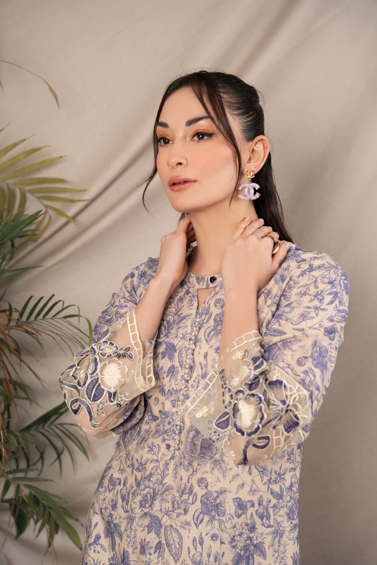 Sahibas by Mirza