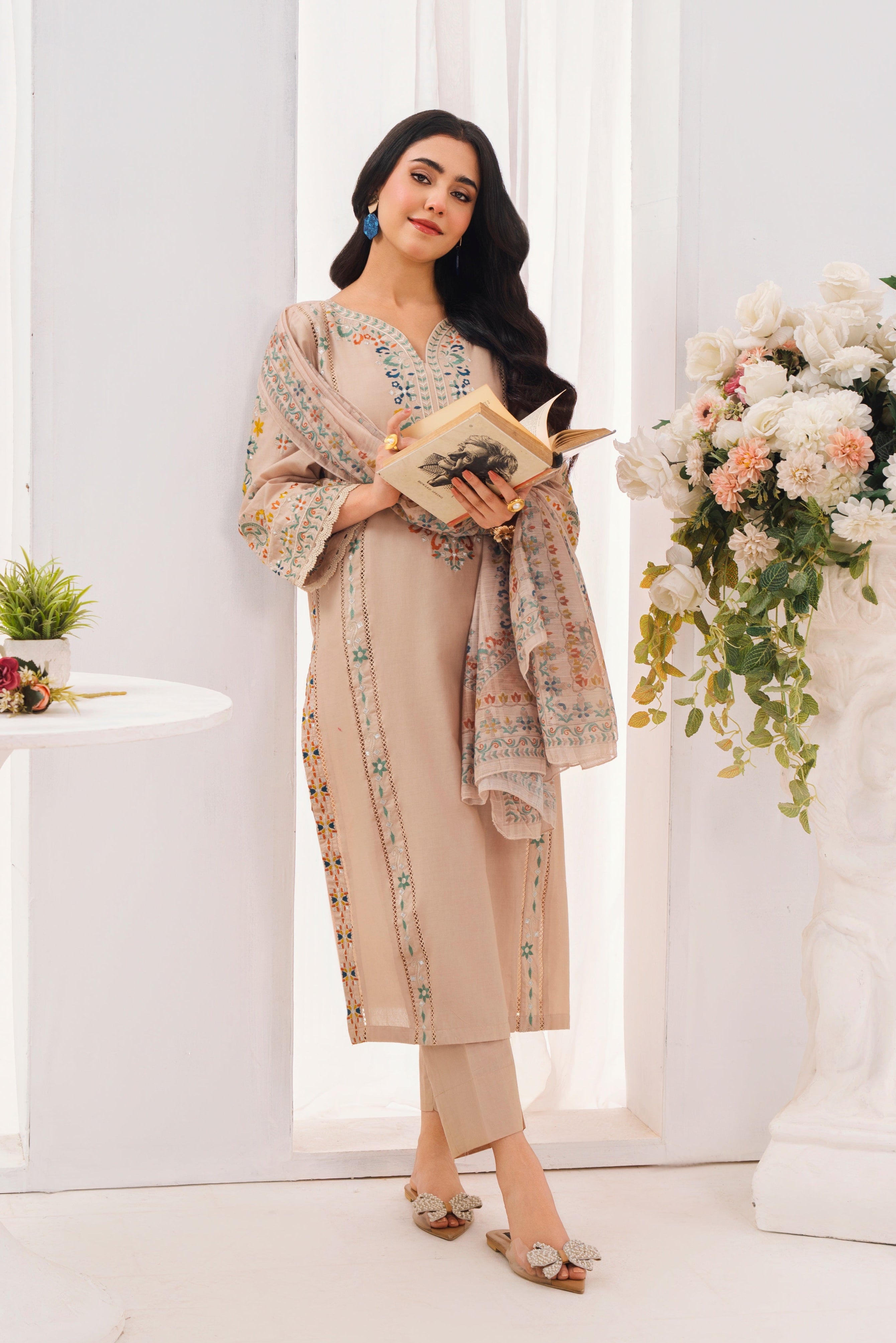Sahibas by Mirza