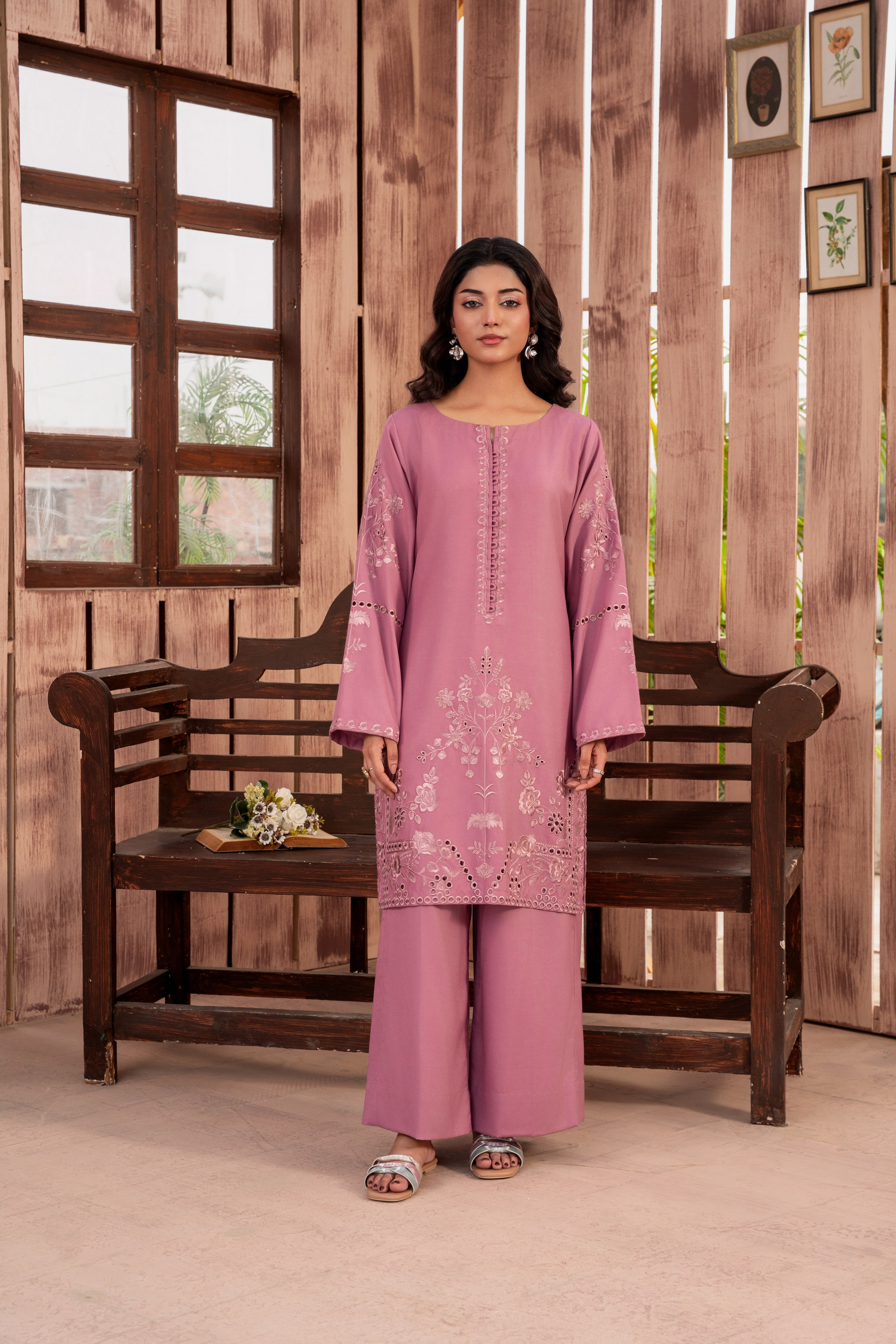 Sahibas by Mirza