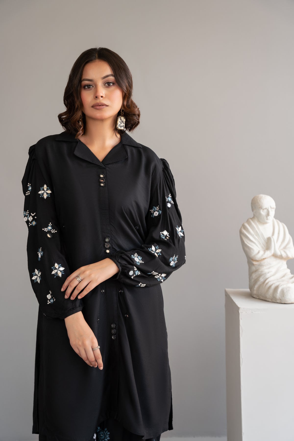 Sahibas by Mirza