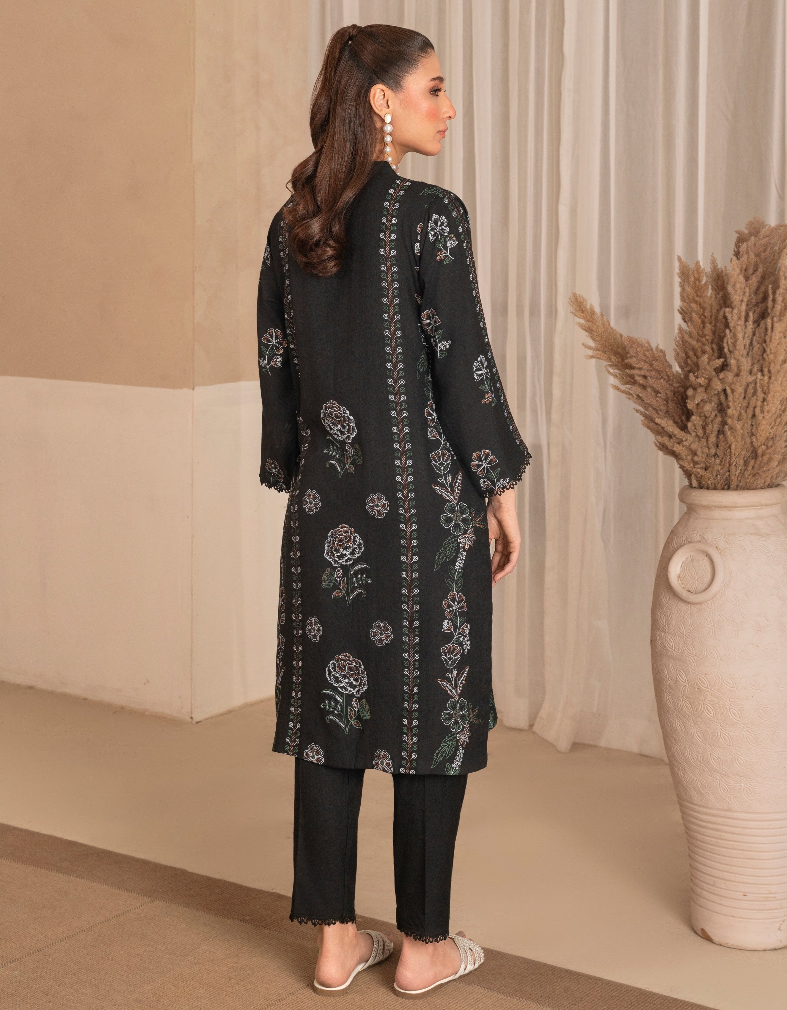 Sahibas by Mirza